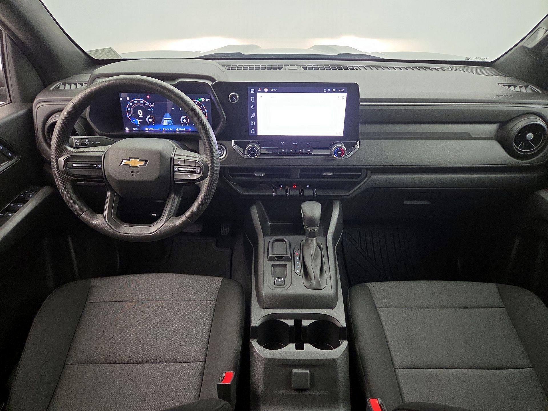 Thumbnail: 2024 Chevrolet Colorado - 9