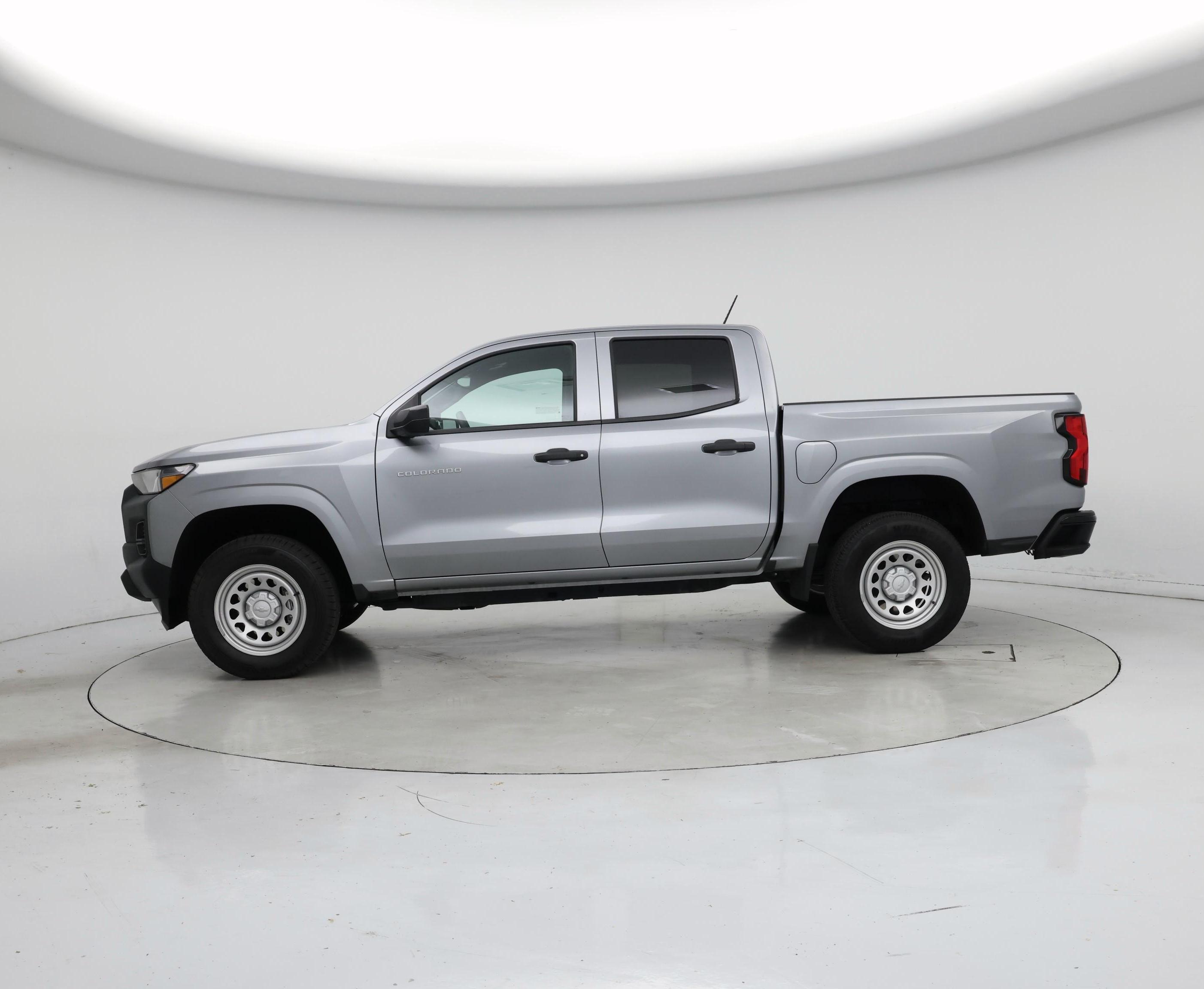 Thumbnail: 2024 Chevrolet Colorado - 3