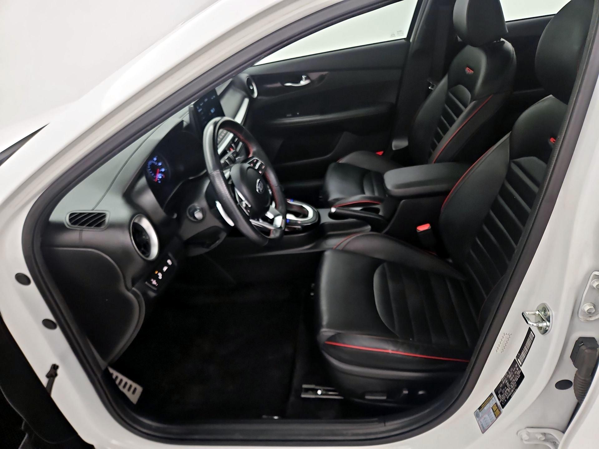 Thumbnail: 2021 Kia Forte - 11