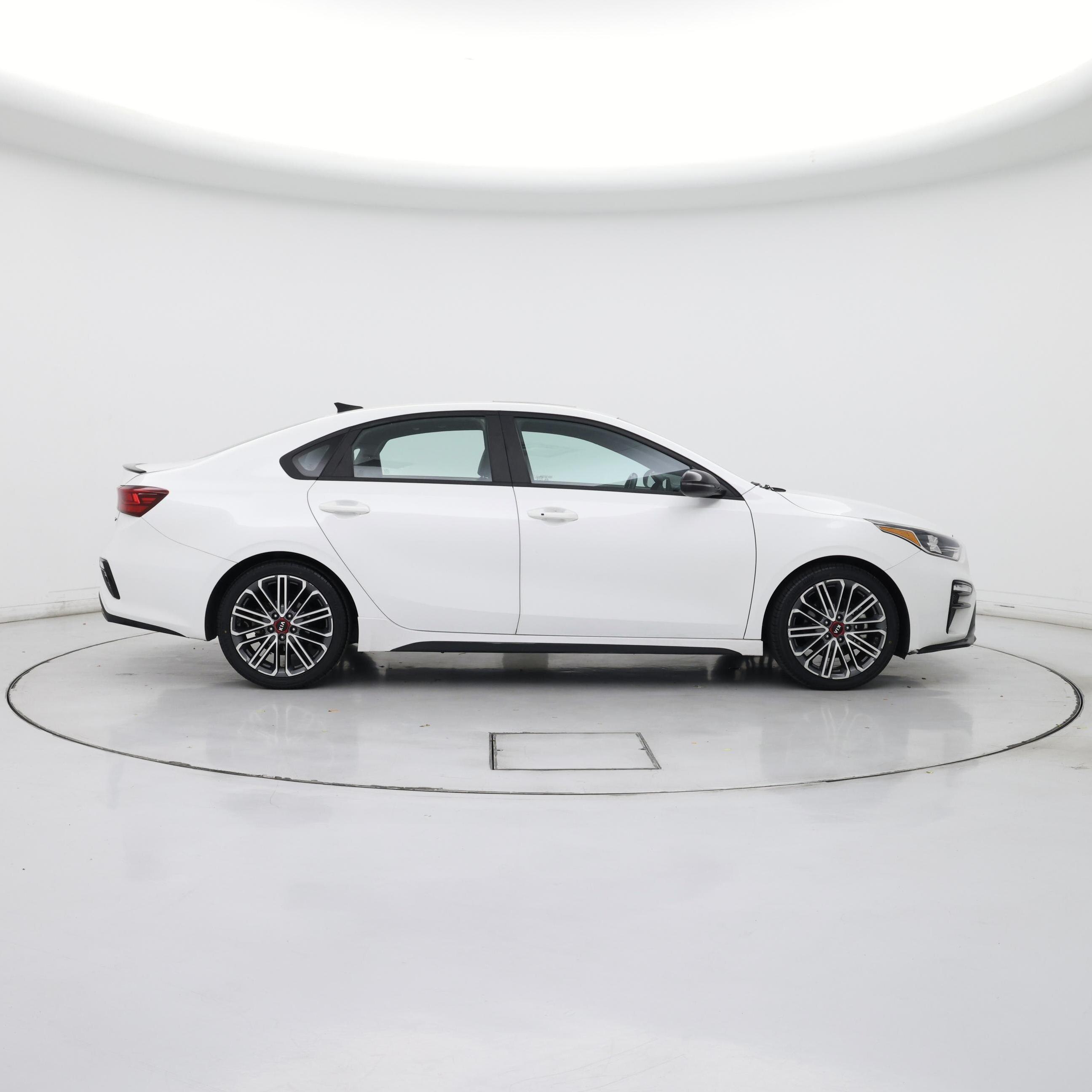 Thumbnail: 2021 Kia Forte - 7