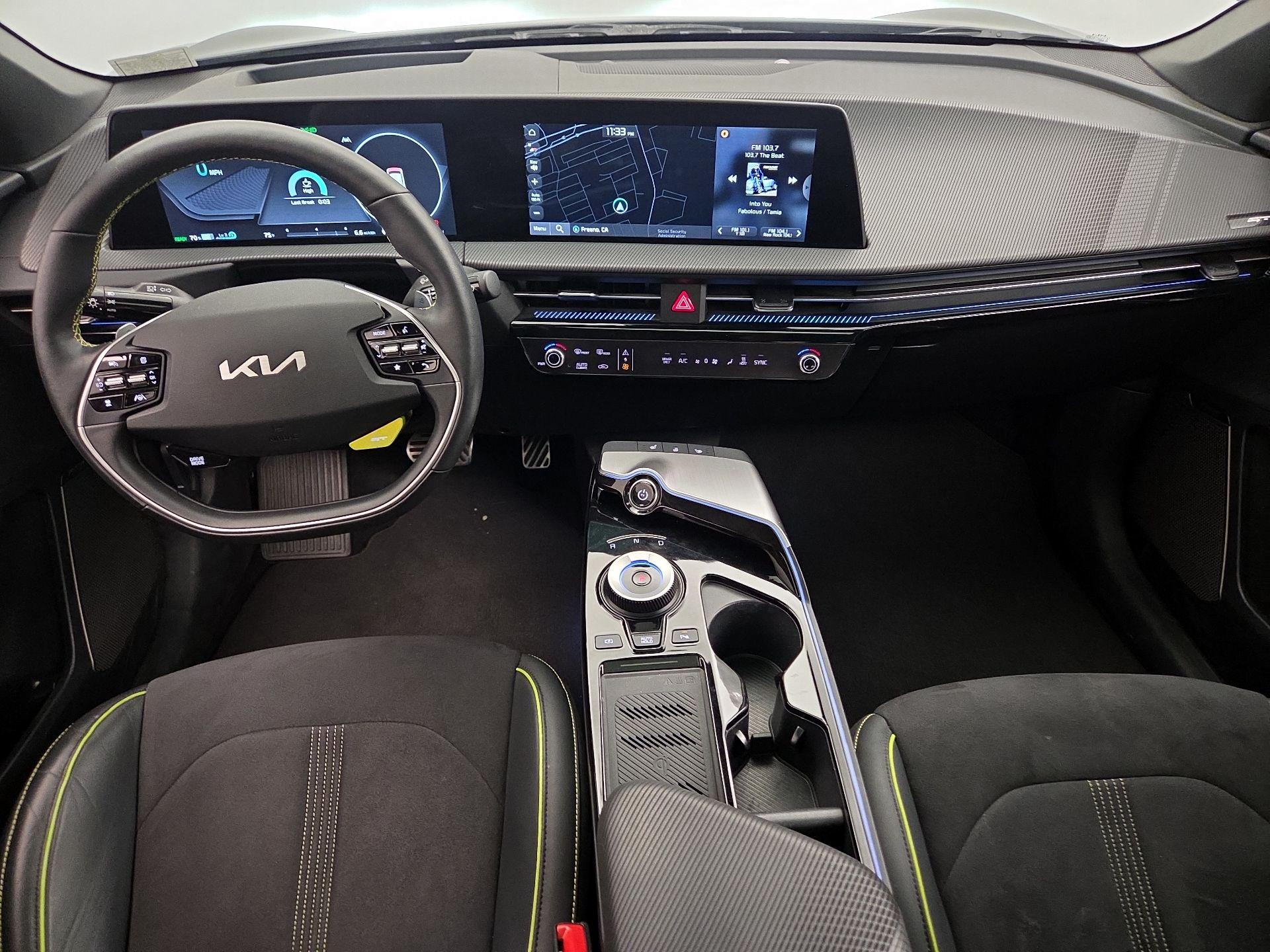 Thumbnail: 2023 Kia EV6 - 9