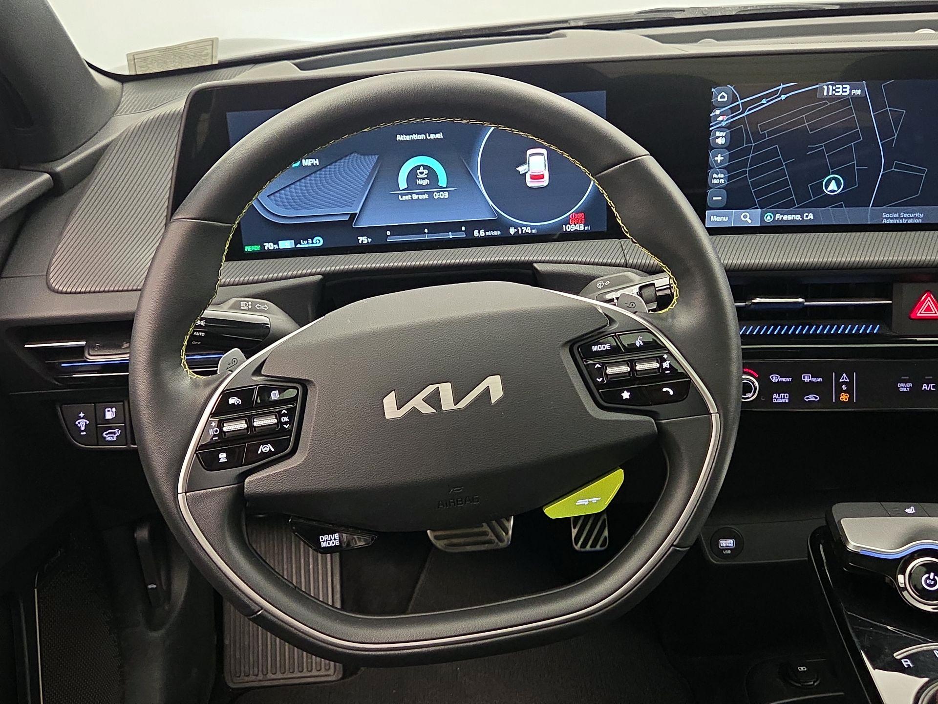Thumbnail: 2023 Kia EV6 - 10