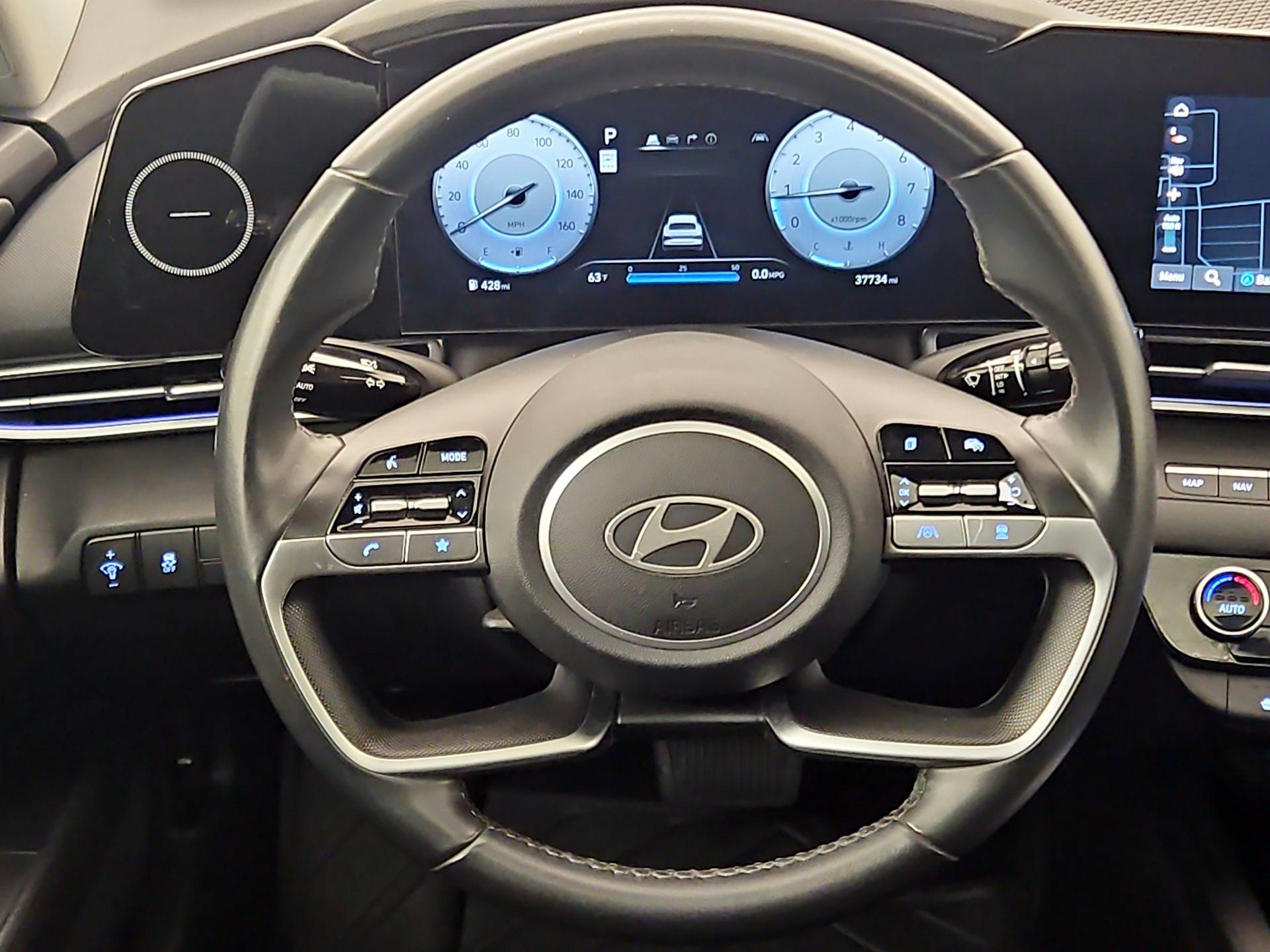 Thumbnail: 2024 Hyundai Elantra - 10