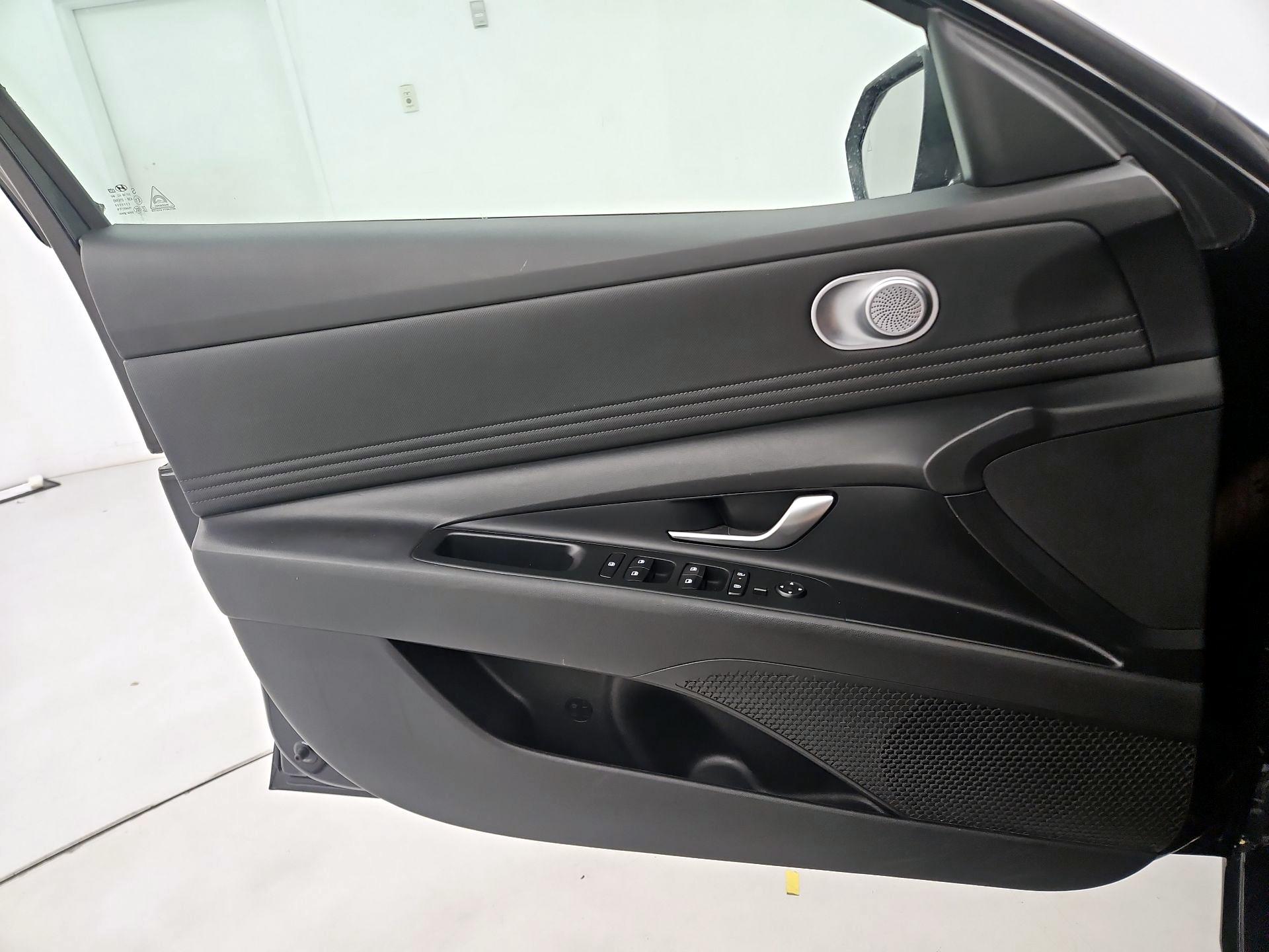 Thumbnail: 2024 Hyundai Elantra - 12