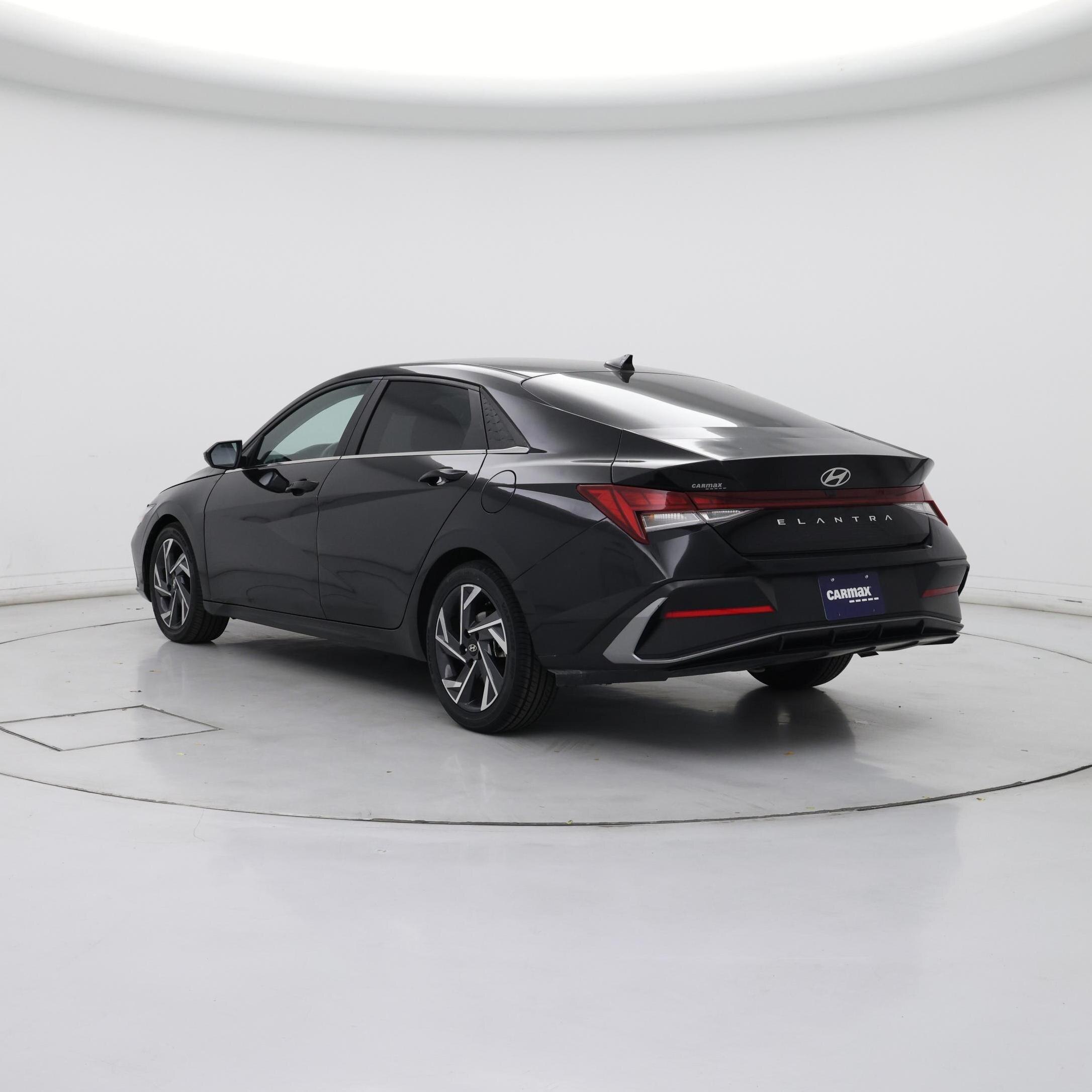 Thumbnail: 2024 Hyundai Elantra - 2