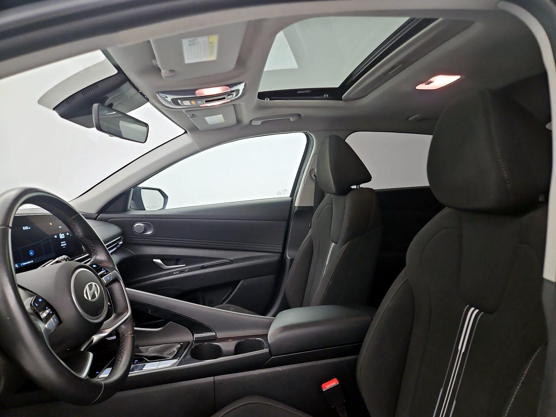 Thumbnail: 2024 Hyundai Elantra - 20