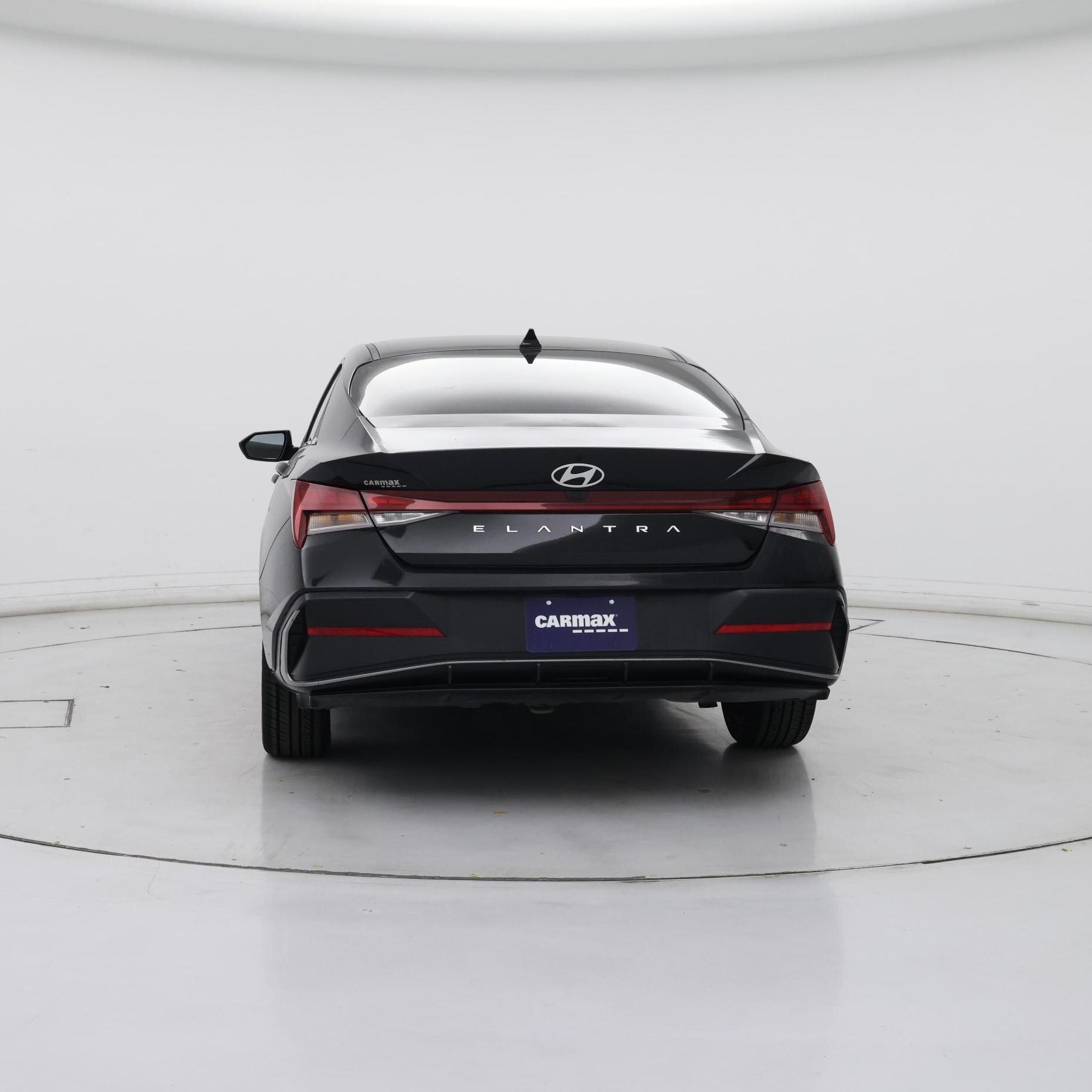 Thumbnail: 2024 Hyundai Elantra - 6