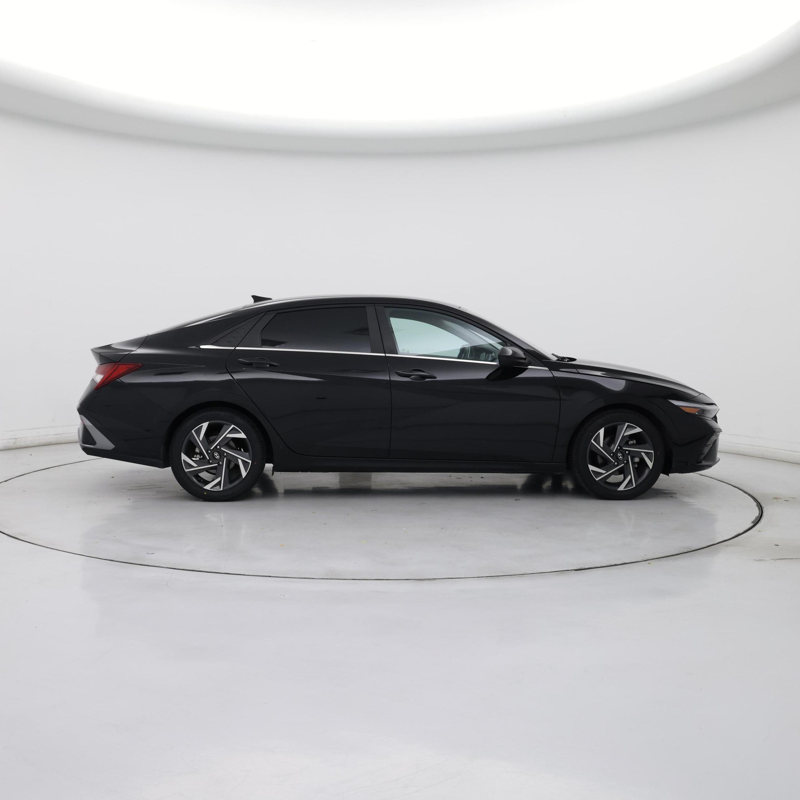 Thumbnail: 2024 Hyundai Elantra - 7