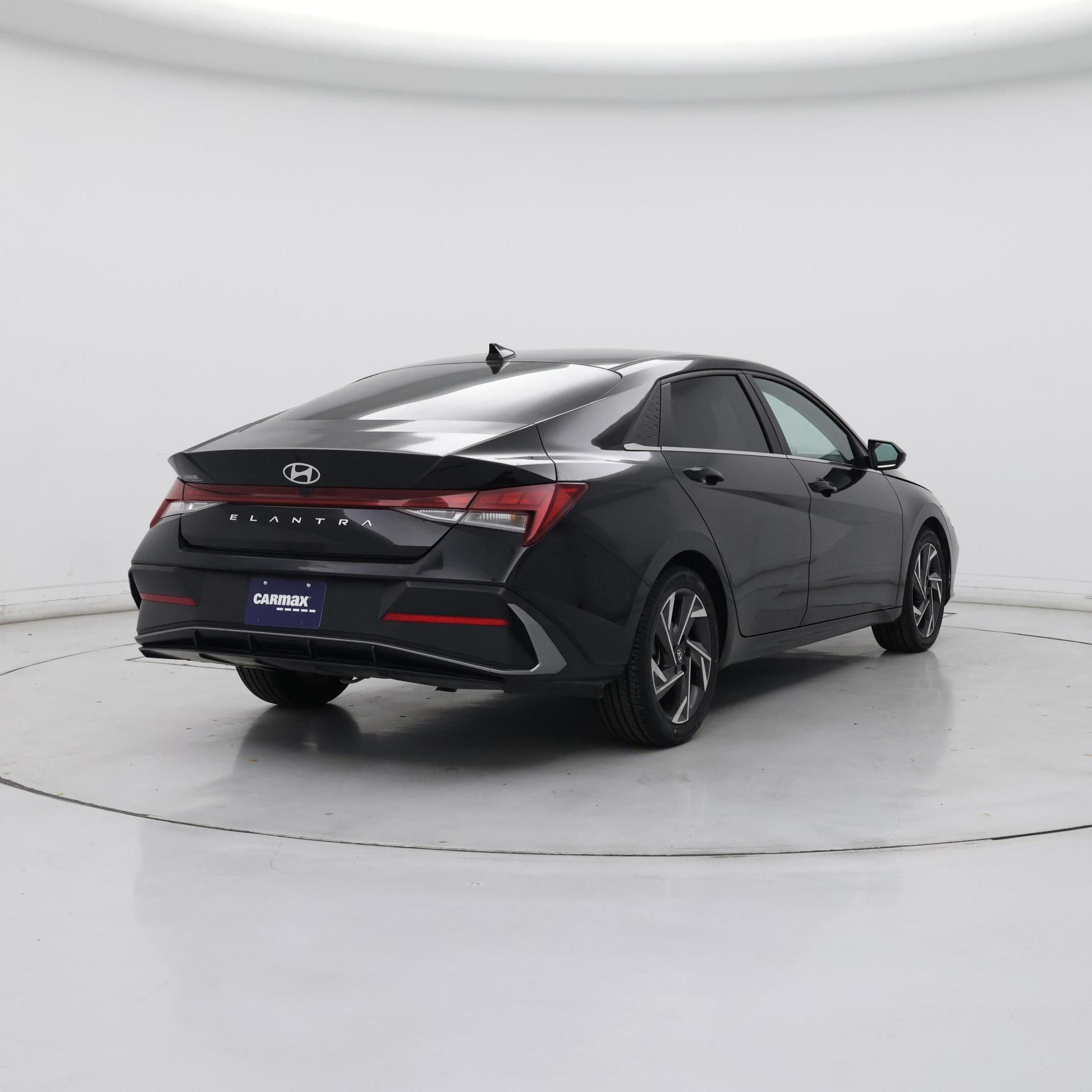 Thumbnail: 2024 Hyundai Elantra - 8