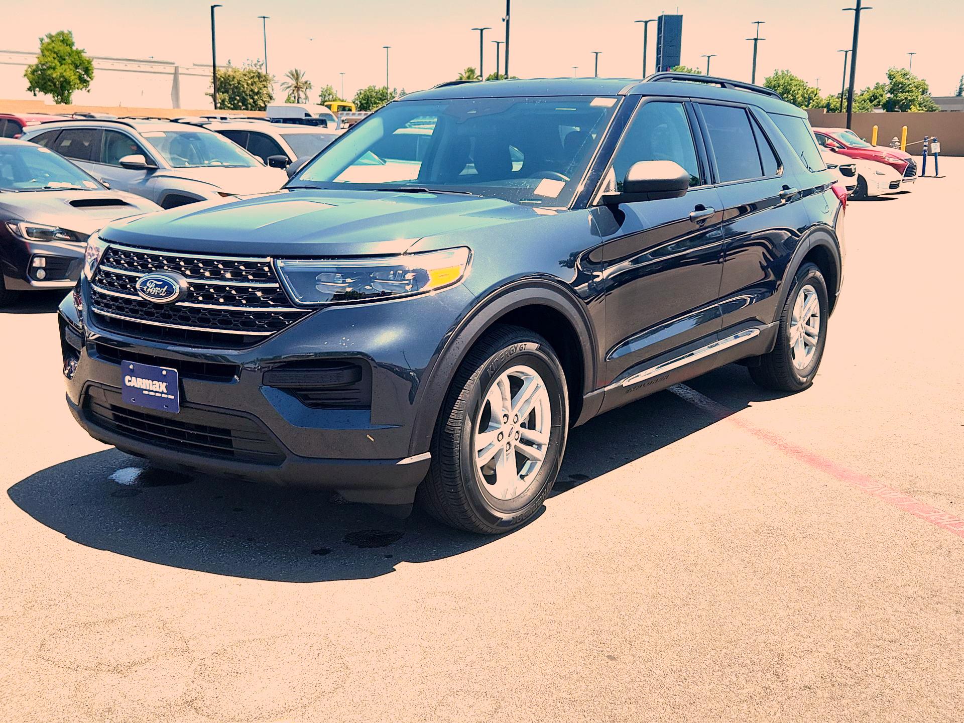 Thumbnail: 2022 Ford Explorer - 3