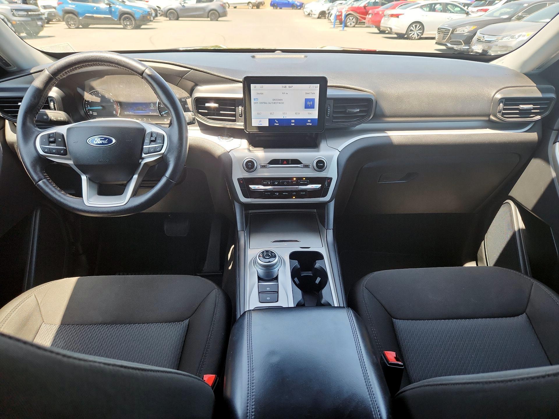 Thumbnail: 2022 Ford Explorer - 8