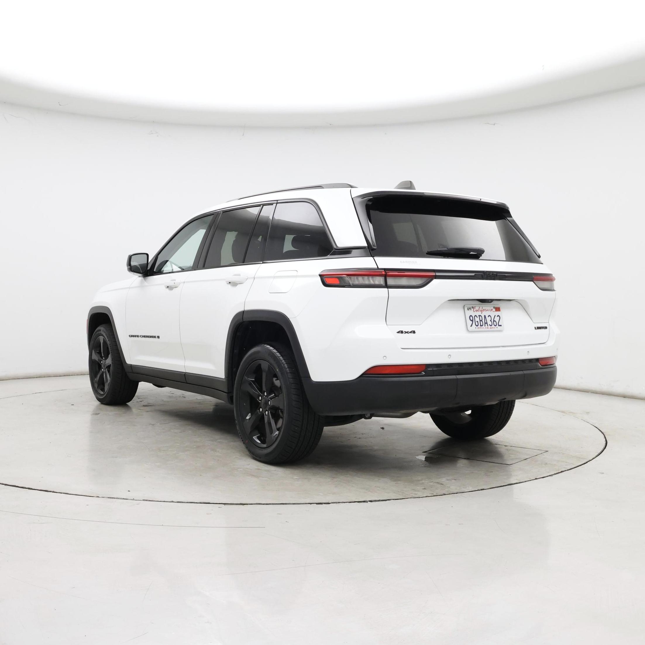 Thumbnail: 2023 Jeep Grand Cherokee - 2