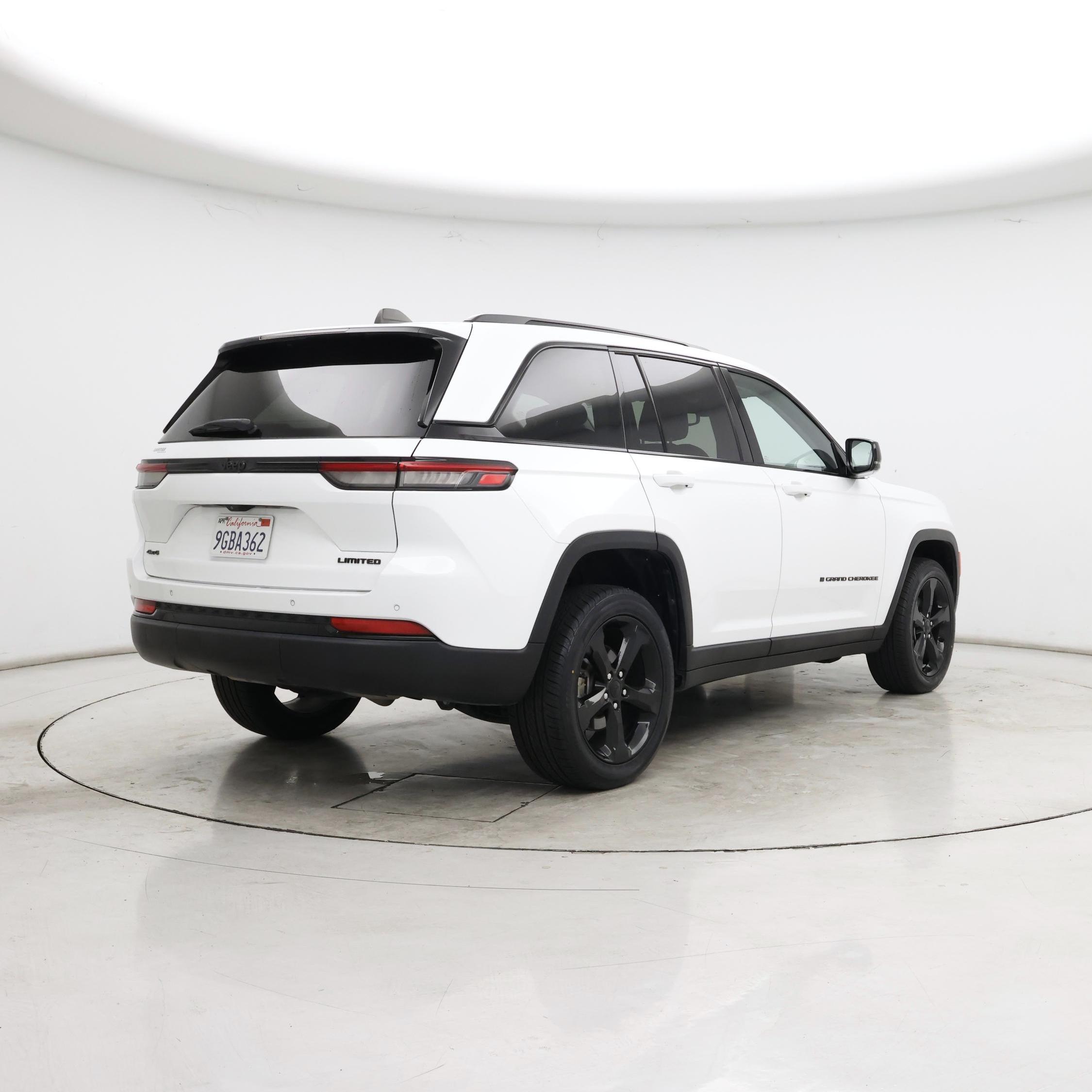 Thumbnail: 2023 Jeep Grand Cherokee - 8