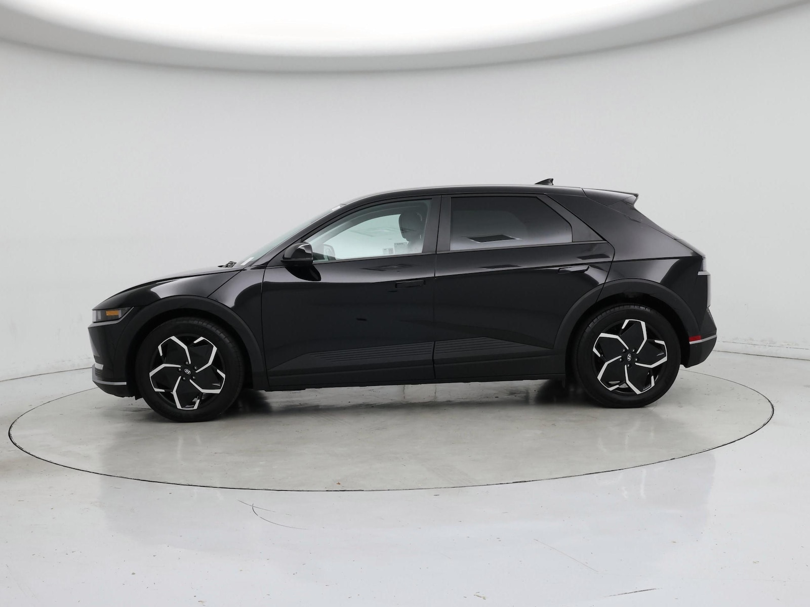 2024 Hyundai IONIQ 5 SEL - Photo 4