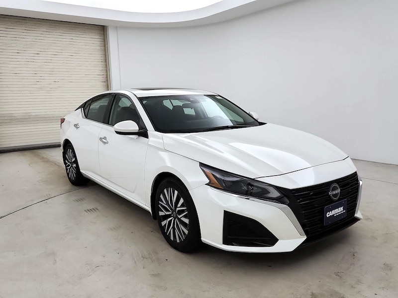 2023 Nissan Altima SV