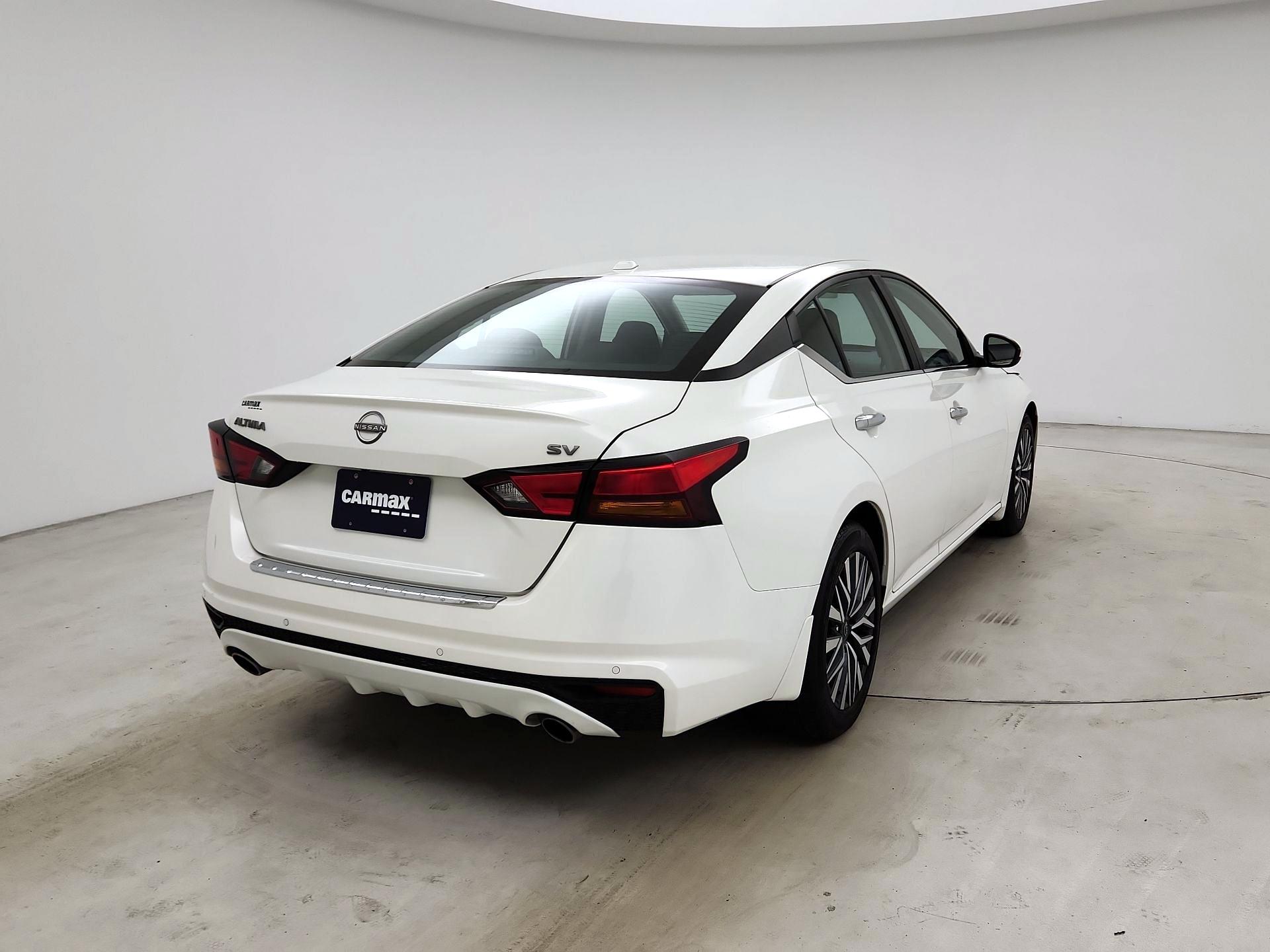 Thumbnail: 2023 Nissan Altima - 5
