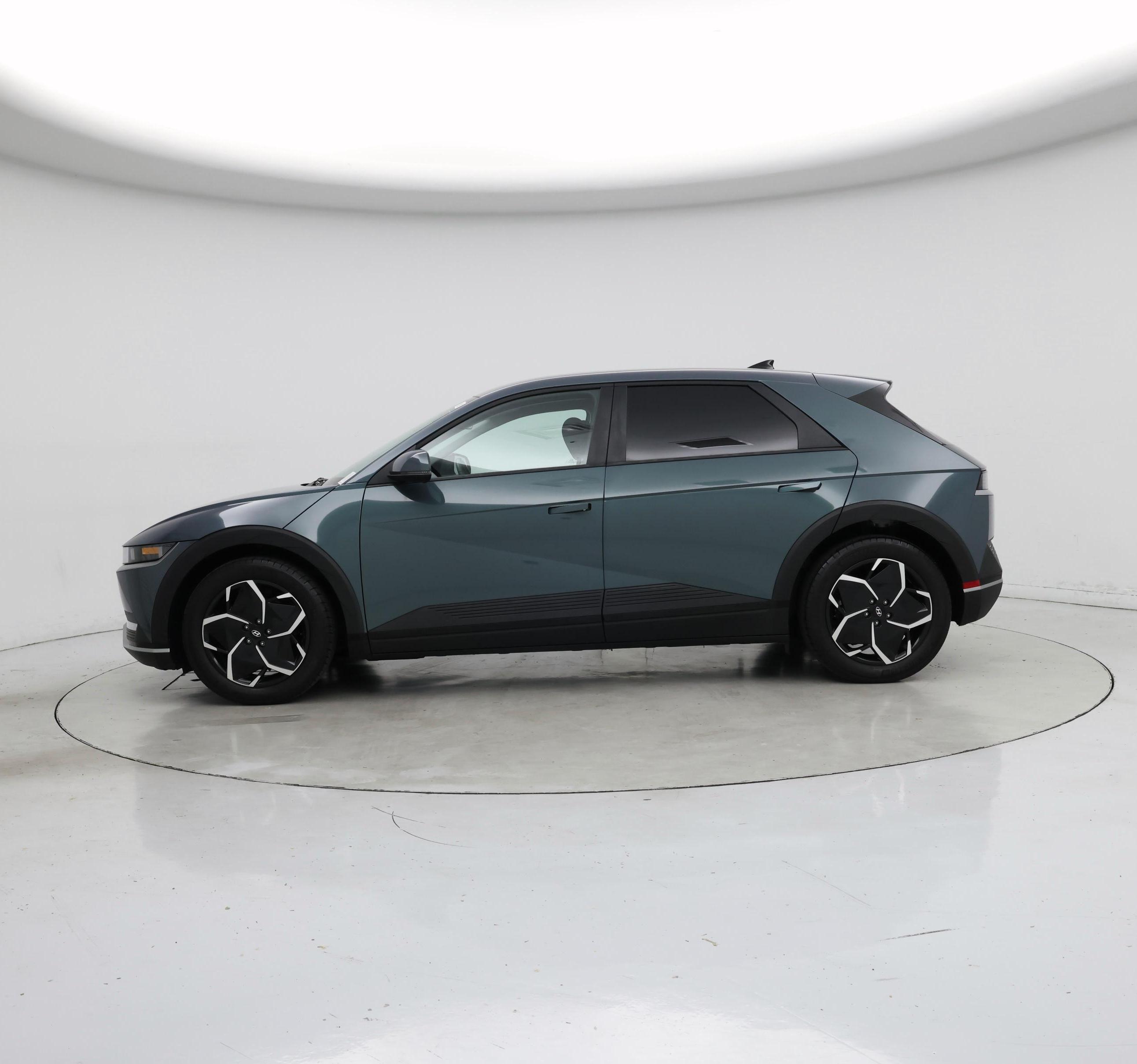 Thumbnail: 2024 Hyundai Ioniq 5 - 3