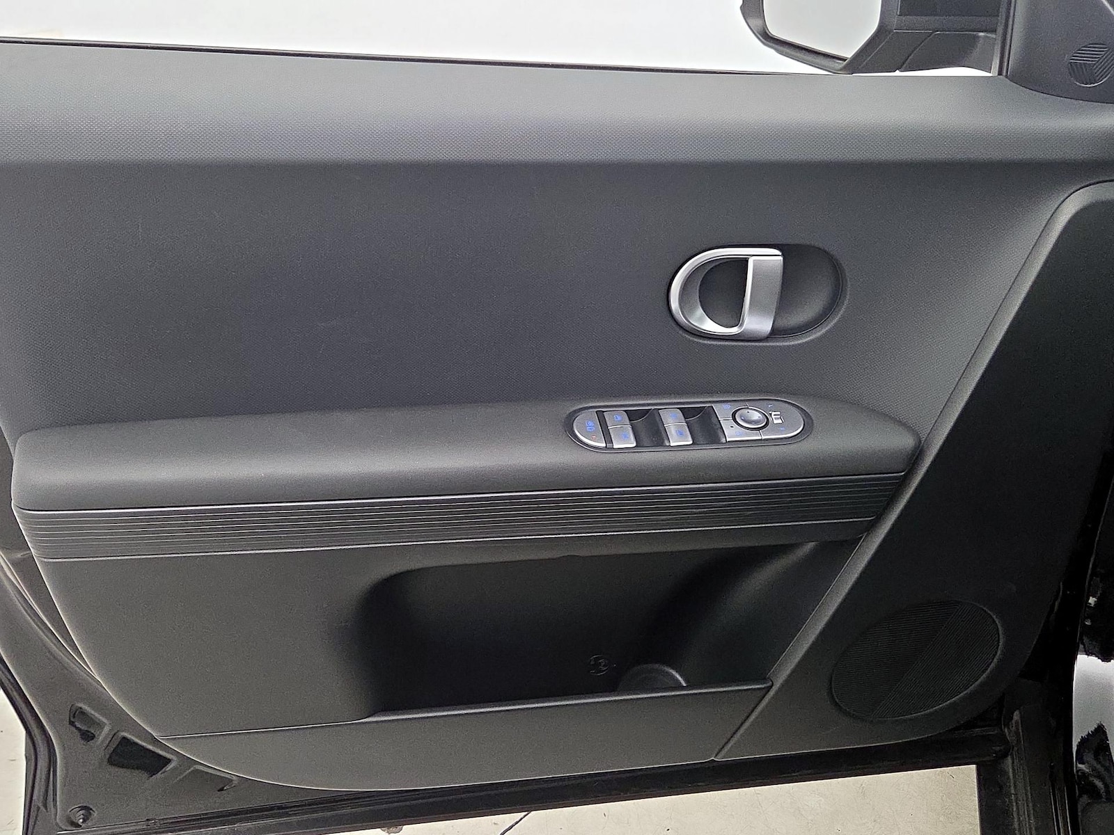 2024 Hyundai IONIQ 5 SEL - Photo 13