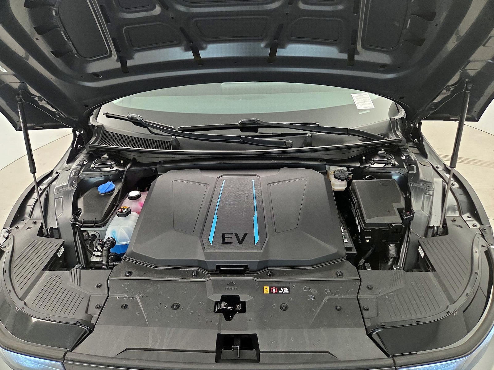 2024 Hyundai IONIQ 5 SEL - Photo 23