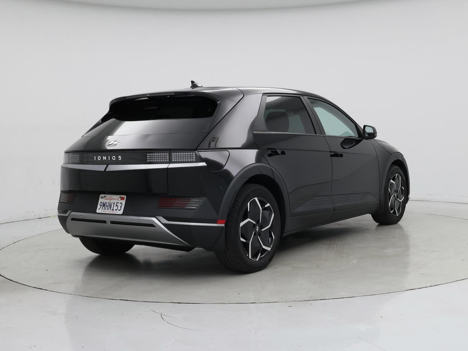 2024 Hyundai IONIQ 5 SEL - Photo 9