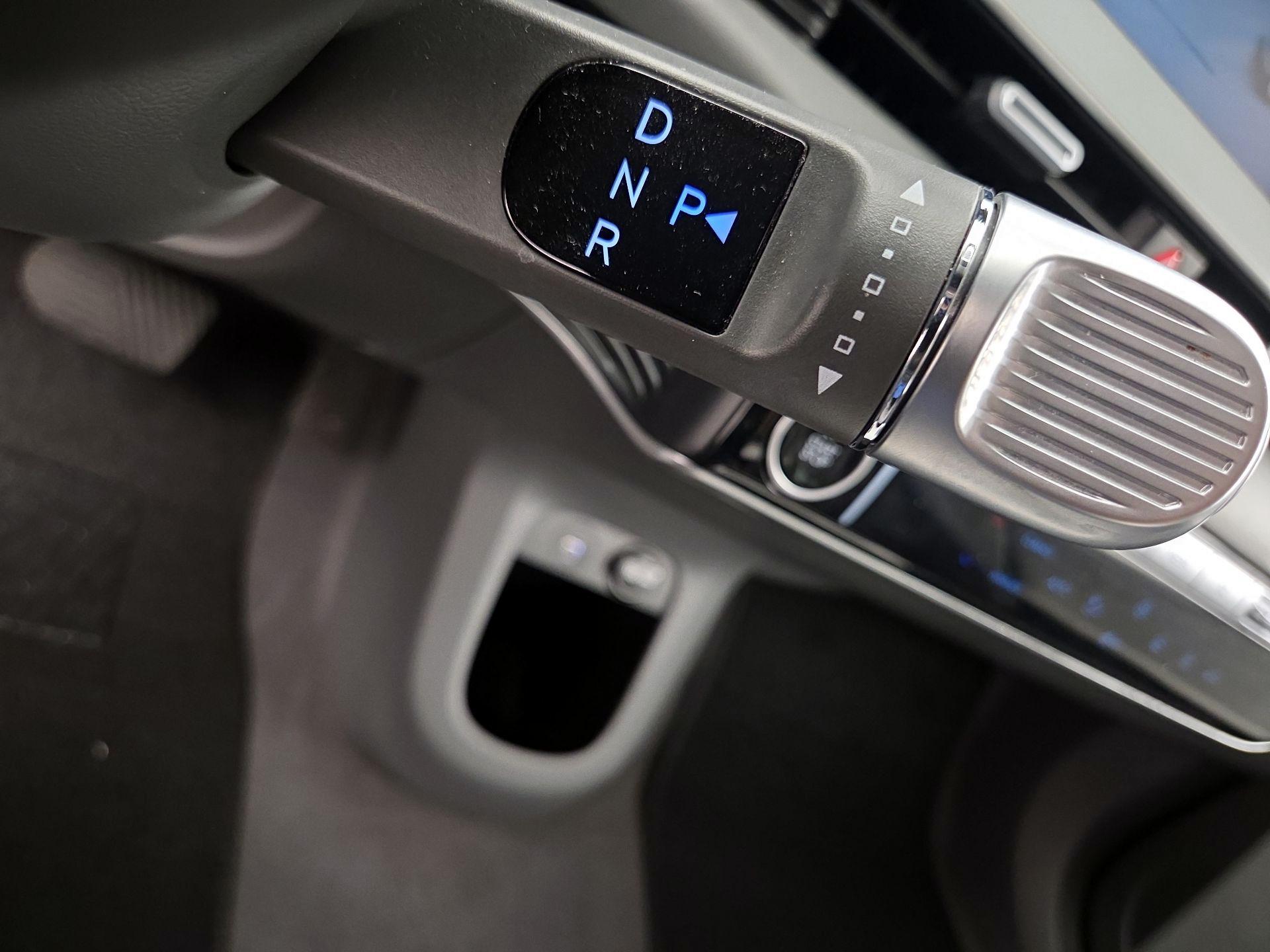 Thumbnail: 2024 Hyundai Ioniq 5 - 18