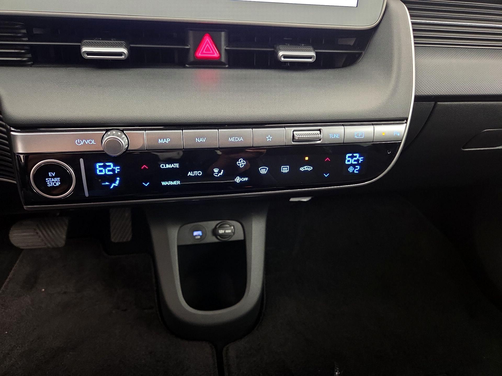 Thumbnail: 2024 Hyundai Ioniq 5 - 17