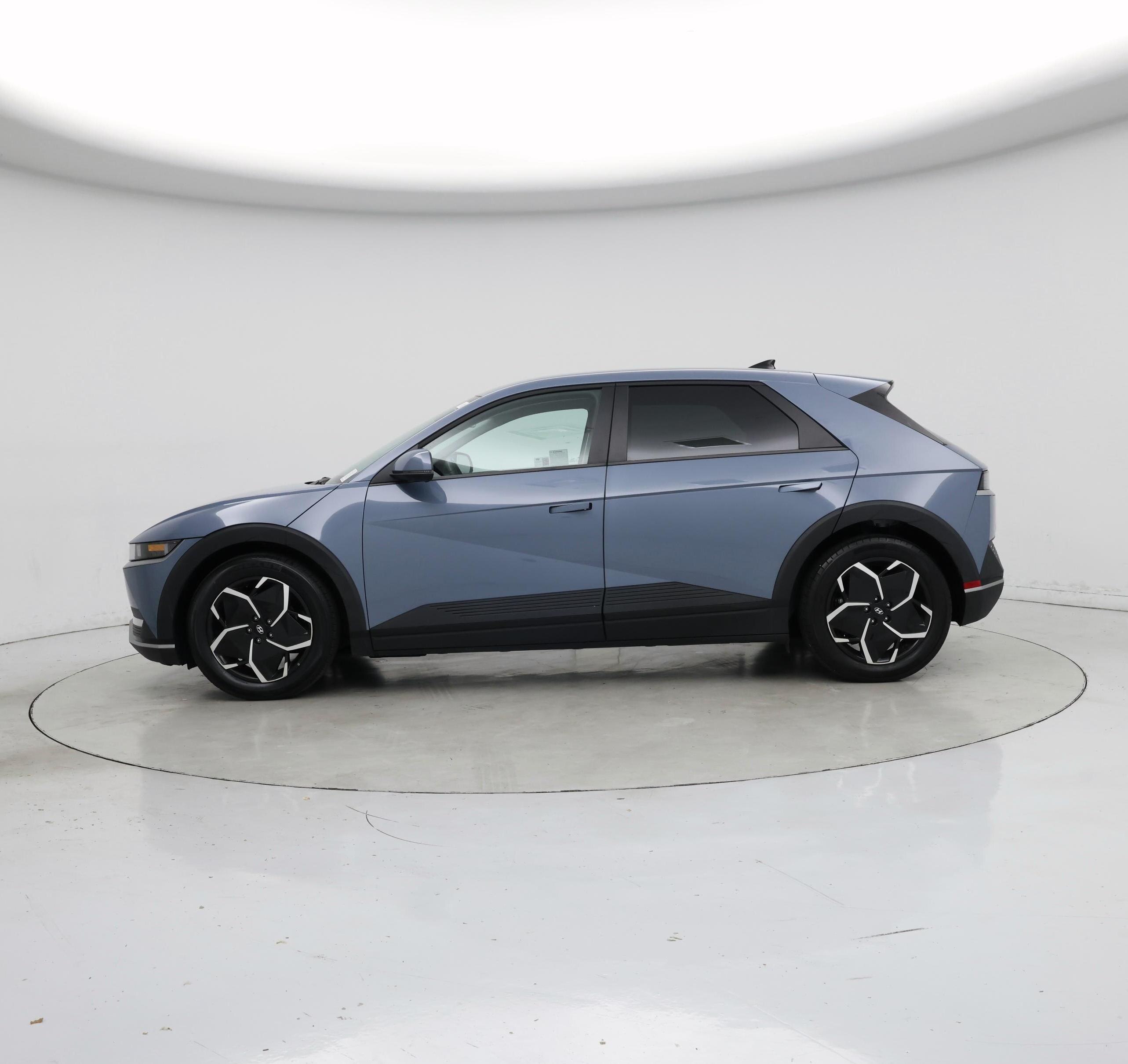 Thumbnail: 2024 Hyundai Ioniq 5 - 3