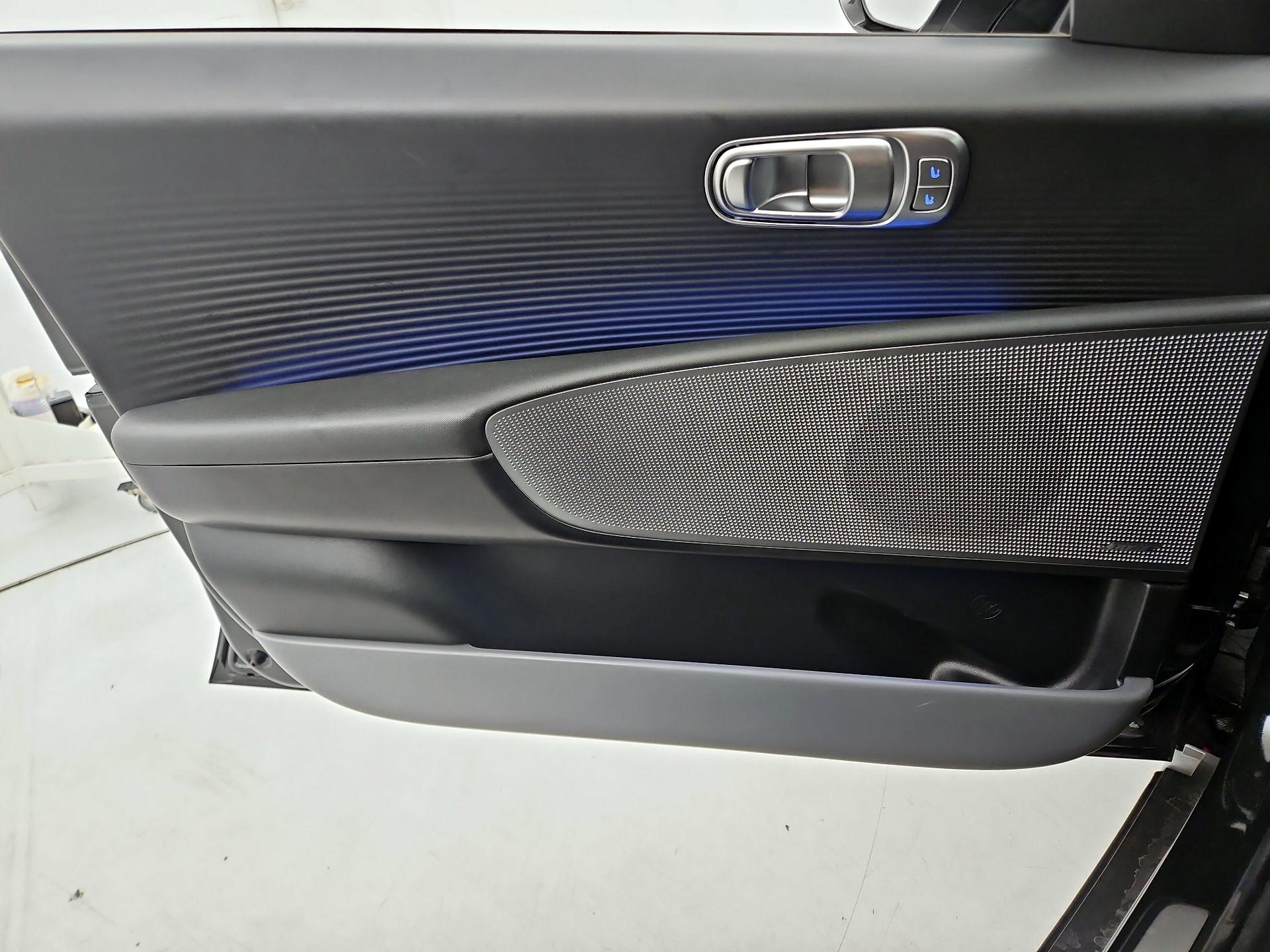 Thumbnail: 2023 Hyundai Ioniq 6 - 12