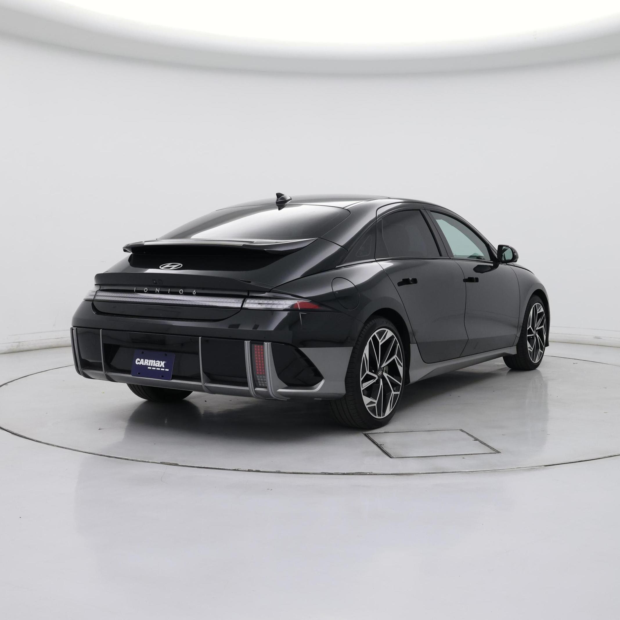 Thumbnail: 2023 Hyundai Ioniq 6 - 8