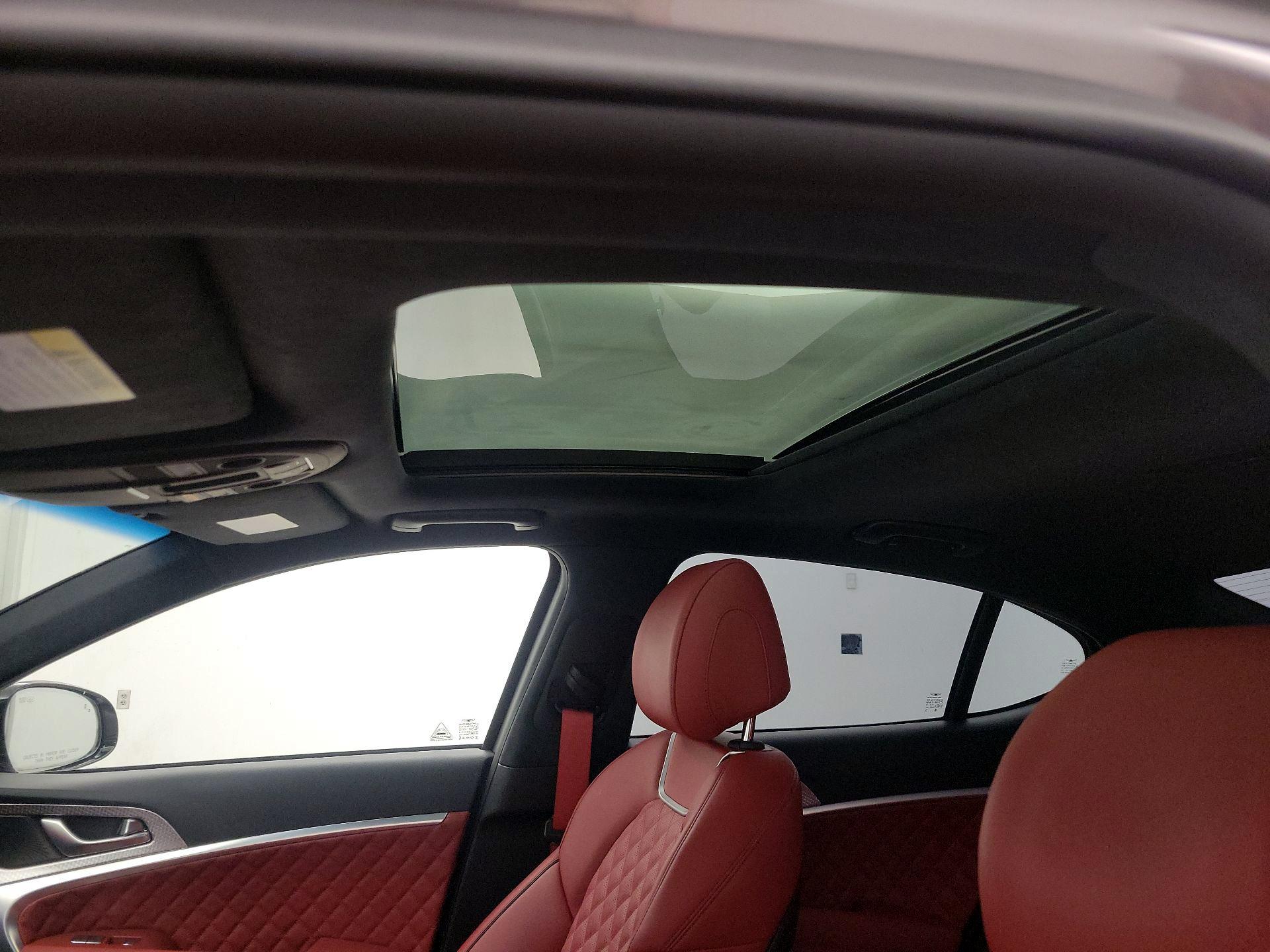 Thumbnail: 2023 Genesis G70 - 20