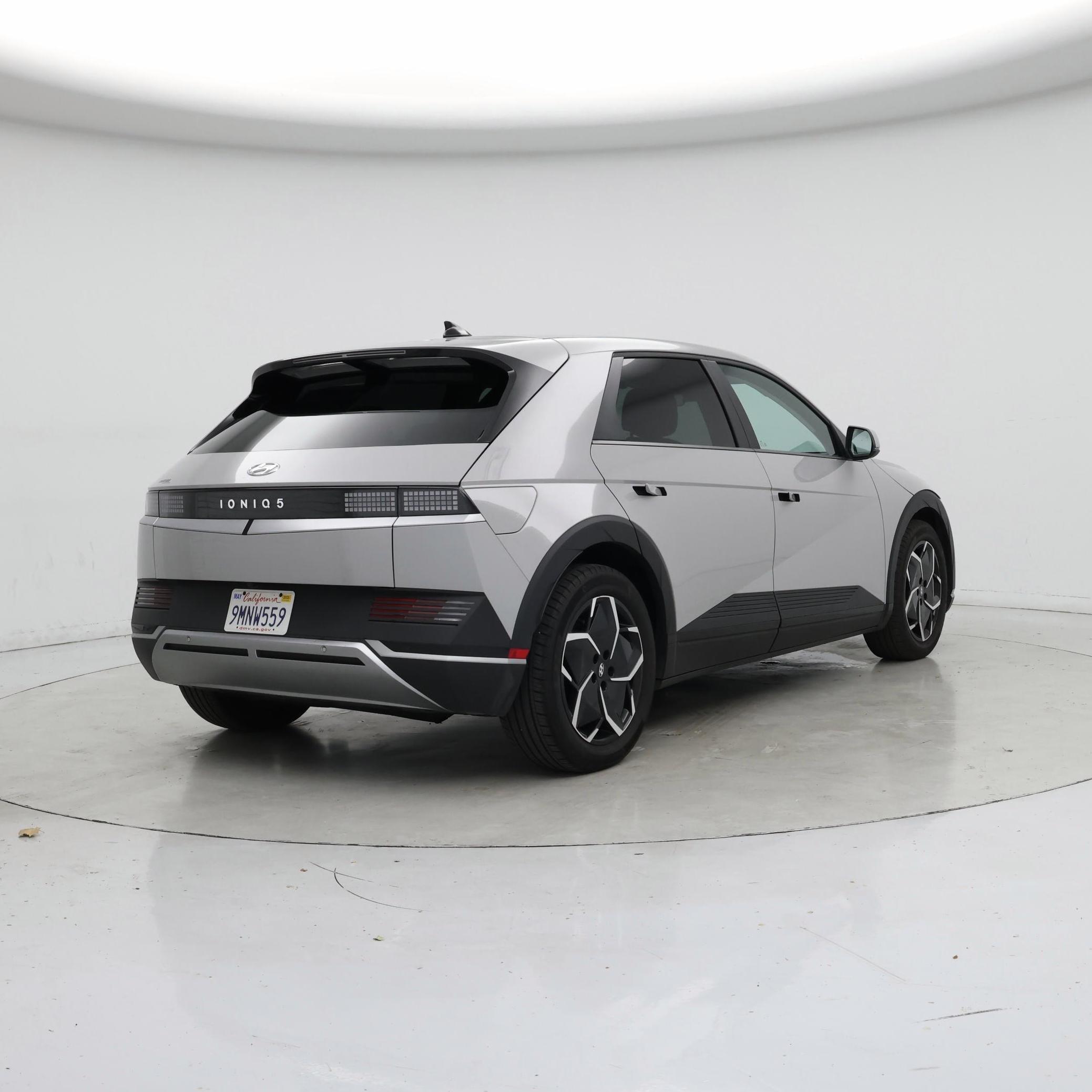 Thumbnail: 2024 Hyundai Ioniq 5 - 8