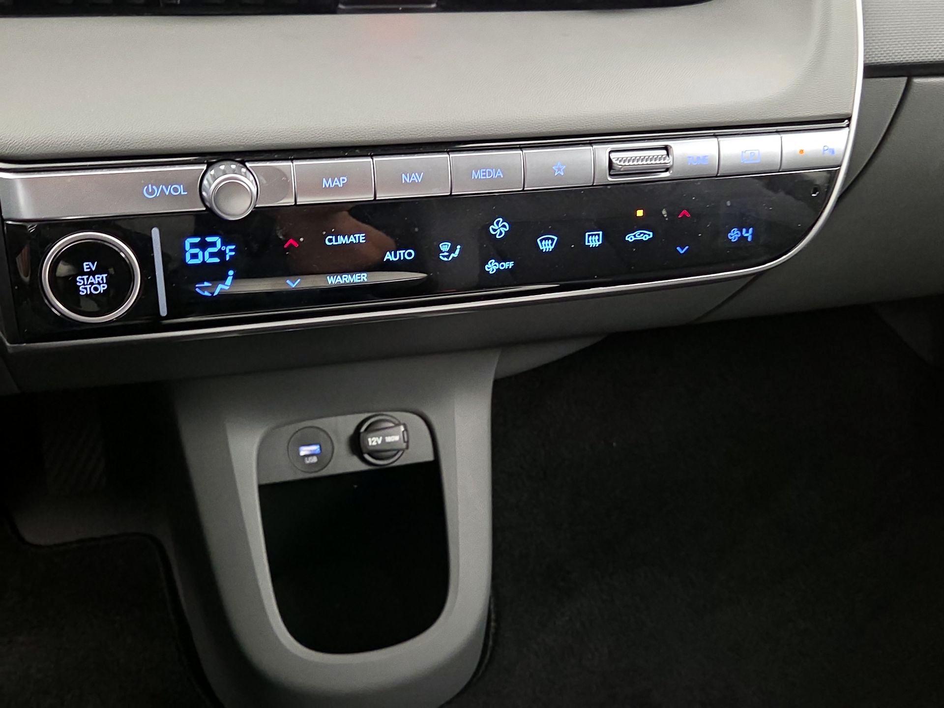 Thumbnail: 2024 Hyundai Ioniq 5 - 17