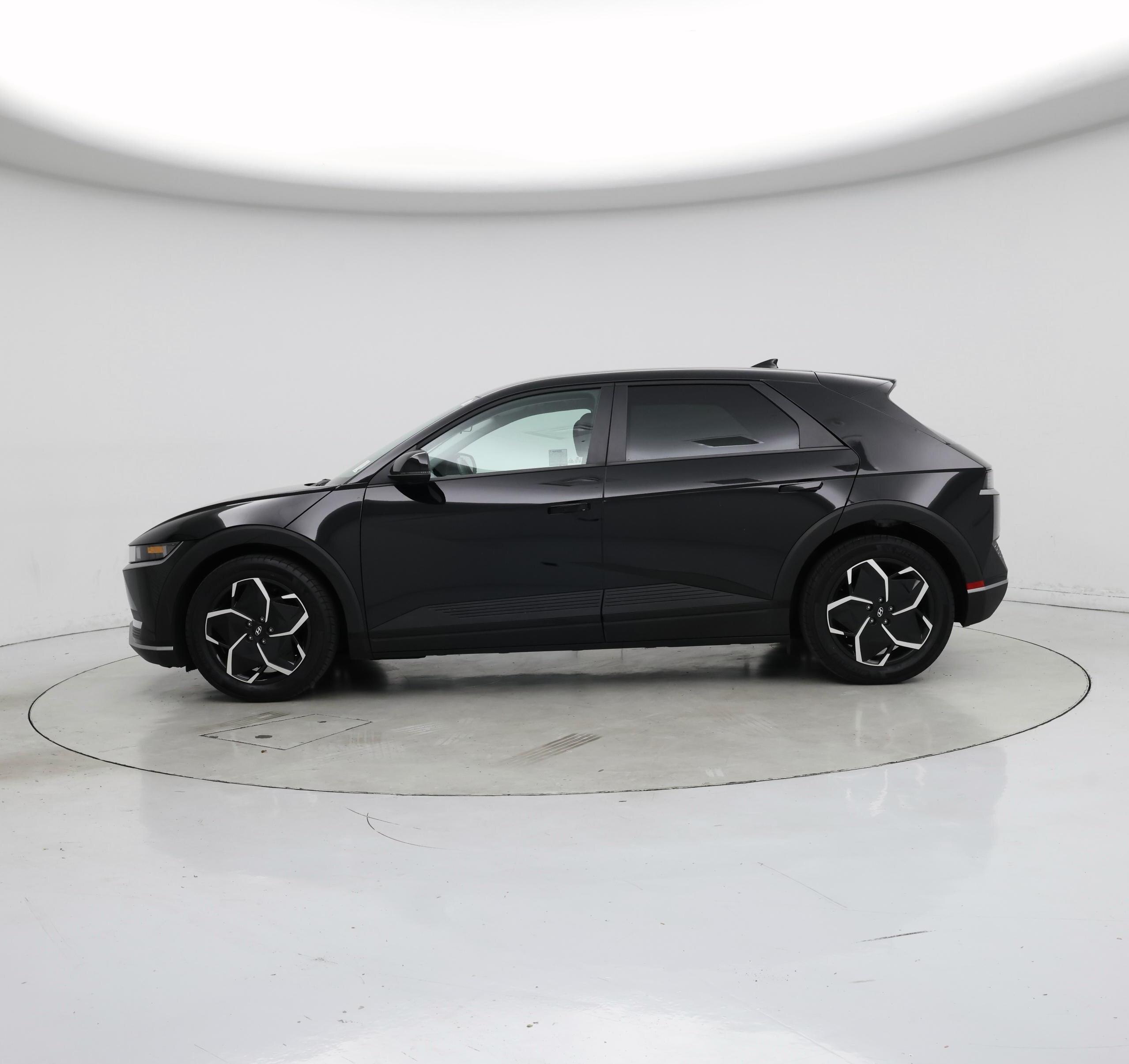 Thumbnail: 2024 Hyundai Ioniq 5 - 3