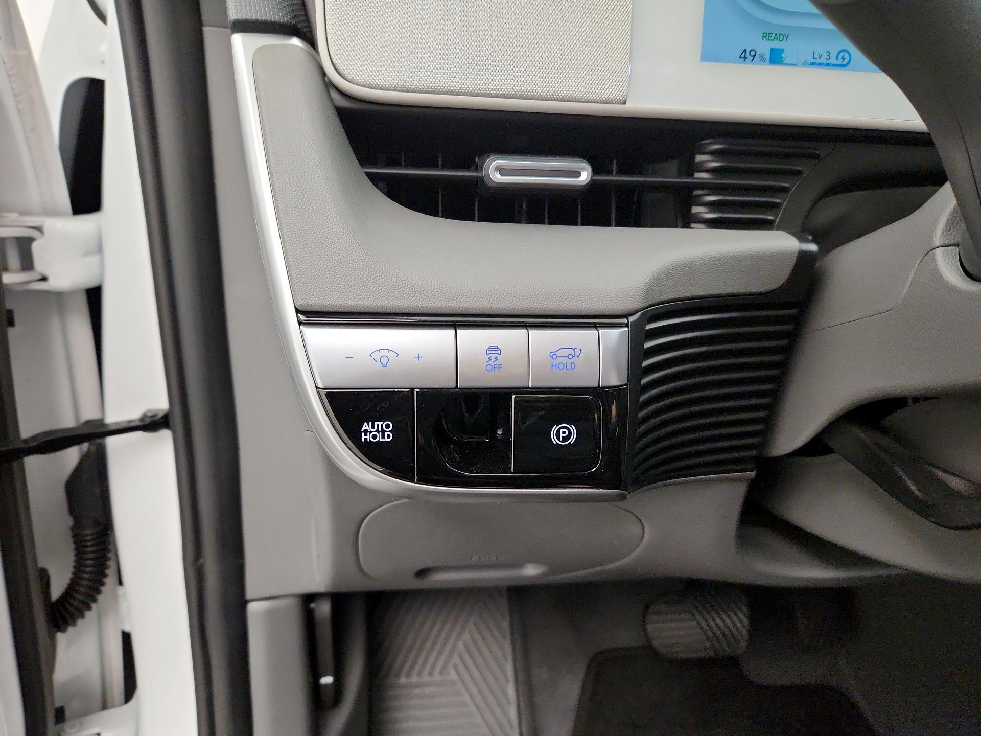 Thumbnail: 2024 Hyundai Ioniq 5 - 13
