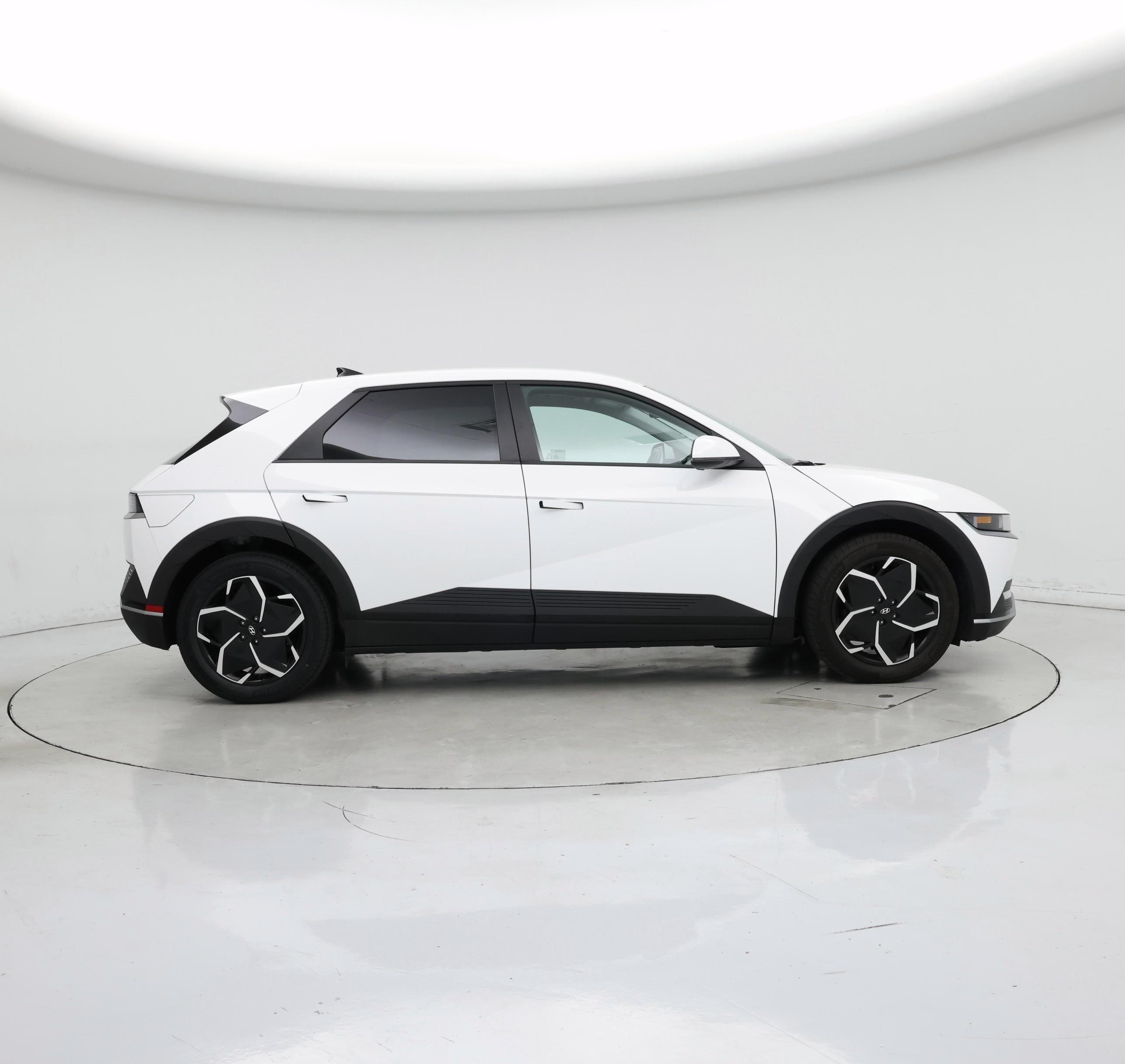 Thumbnail: 2024 Hyundai Ioniq 5 - 7