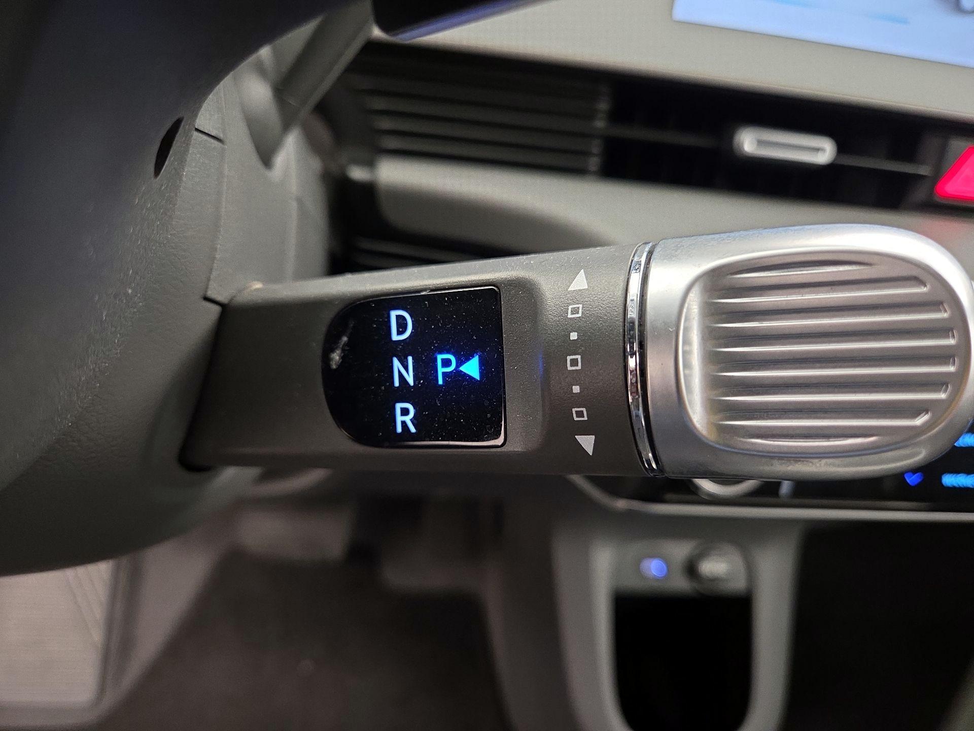 Thumbnail: 2024 Hyundai Ioniq 5 - 17
