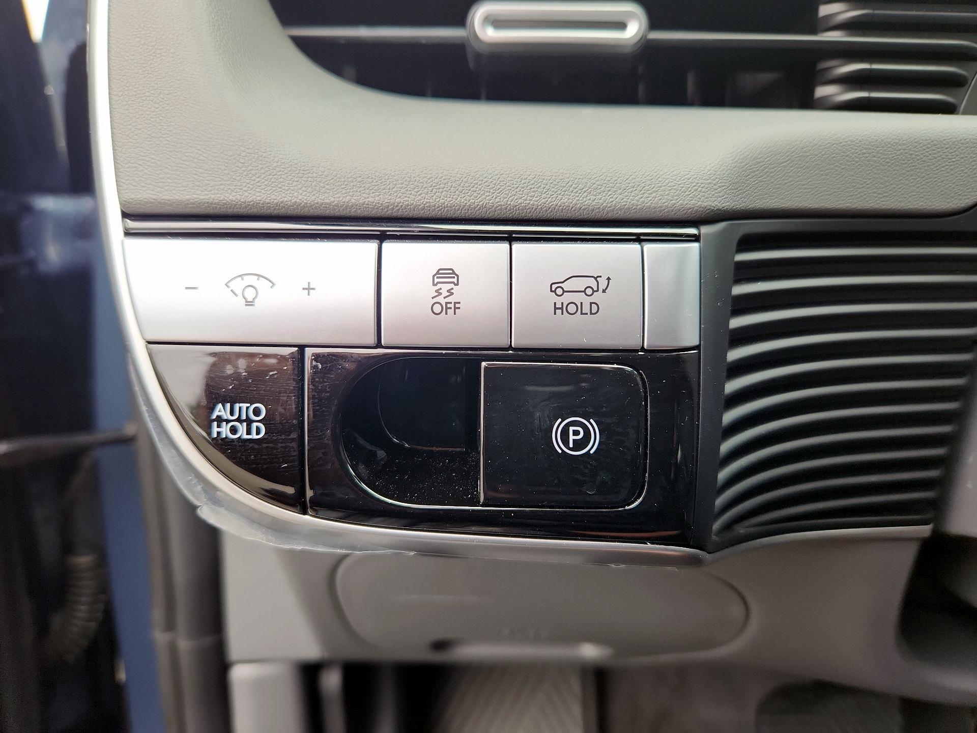 Thumbnail: 2024 Hyundai Ioniq 5 - 11