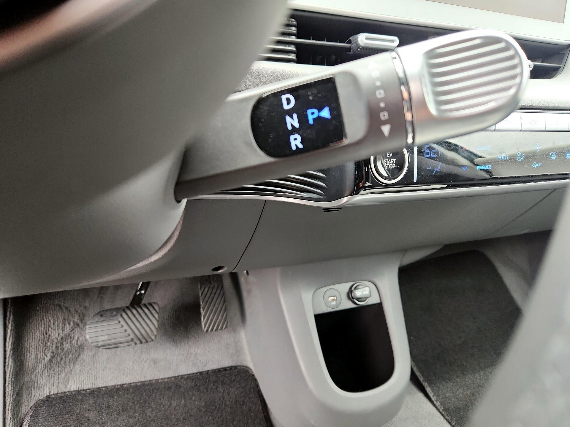 Thumbnail: 2024 Hyundai Ioniq 5 - 16