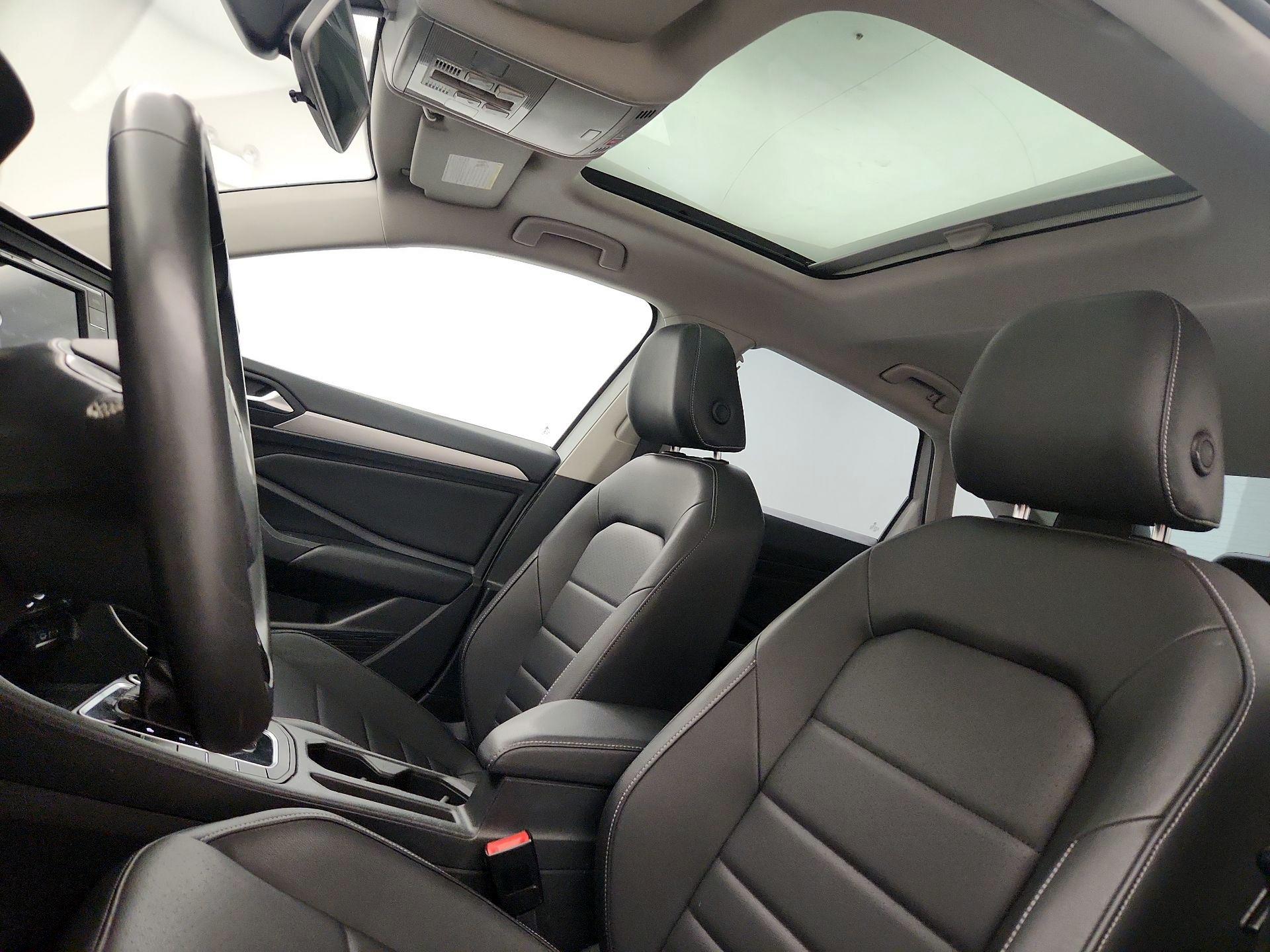 Thumbnail: 2021 Volkswagen Jetta - 19