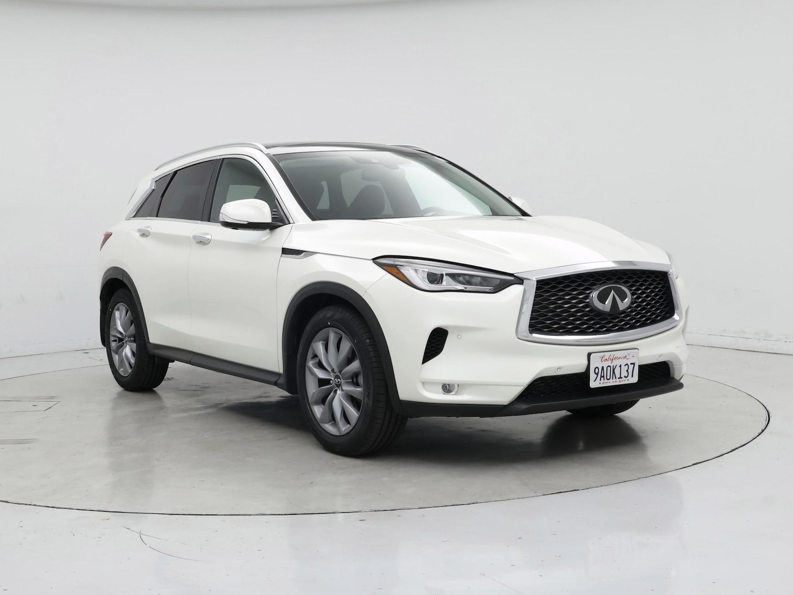 2022 INFINITI QX50 Essential - Photo 2