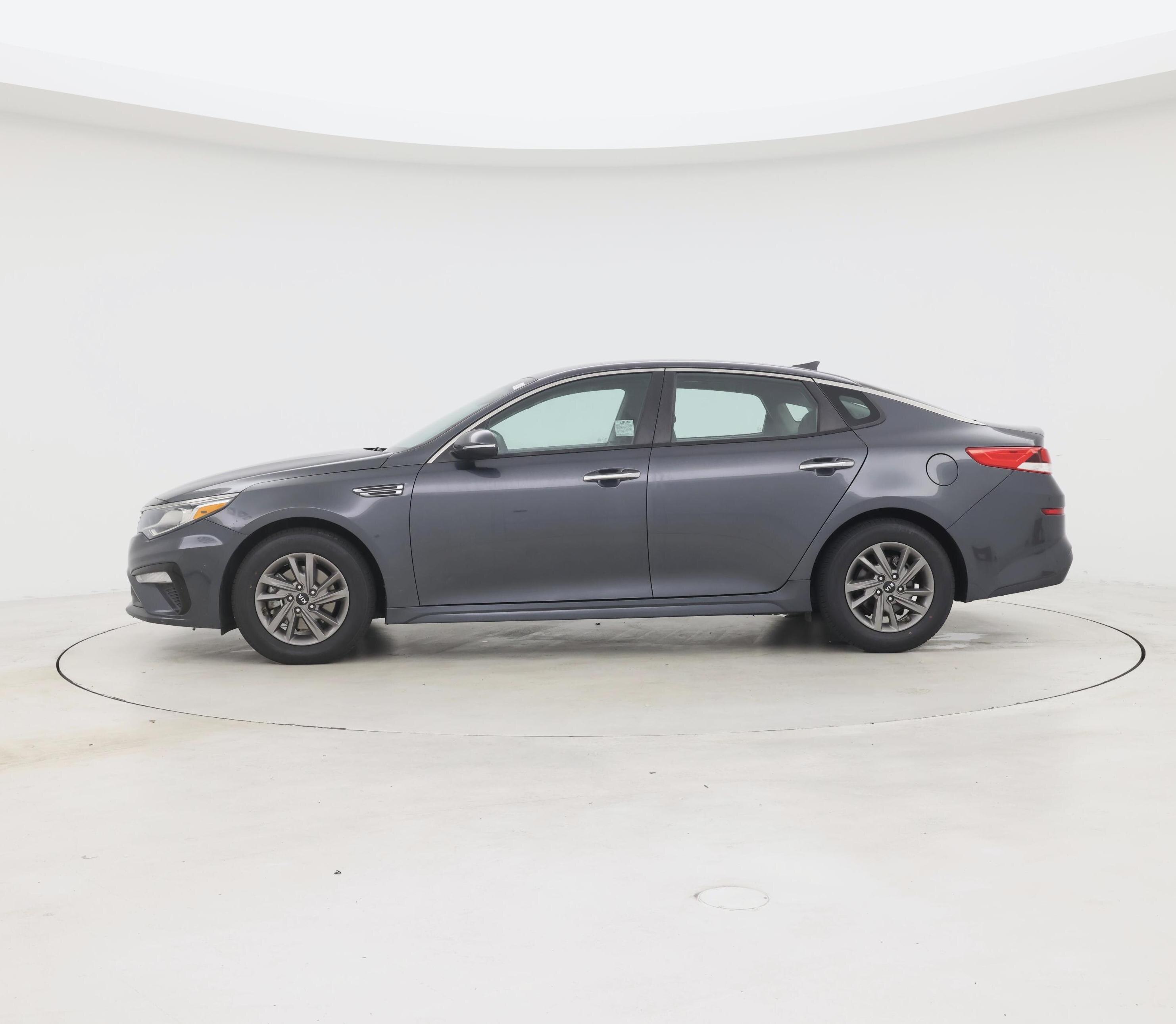 Thumbnail: 2020 Kia Optima - 3