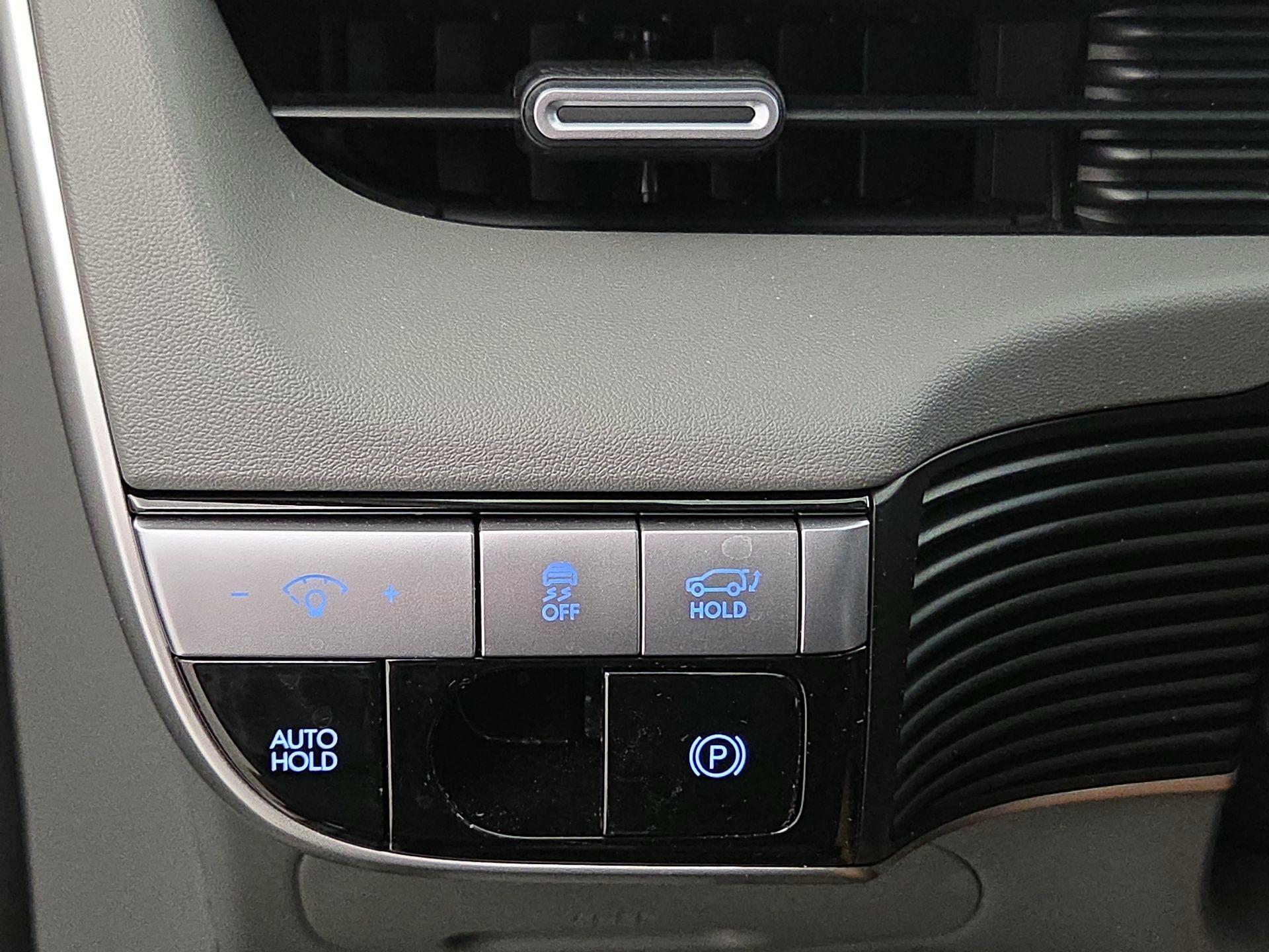 Thumbnail: 2024 Hyundai Ioniq 5 - 13