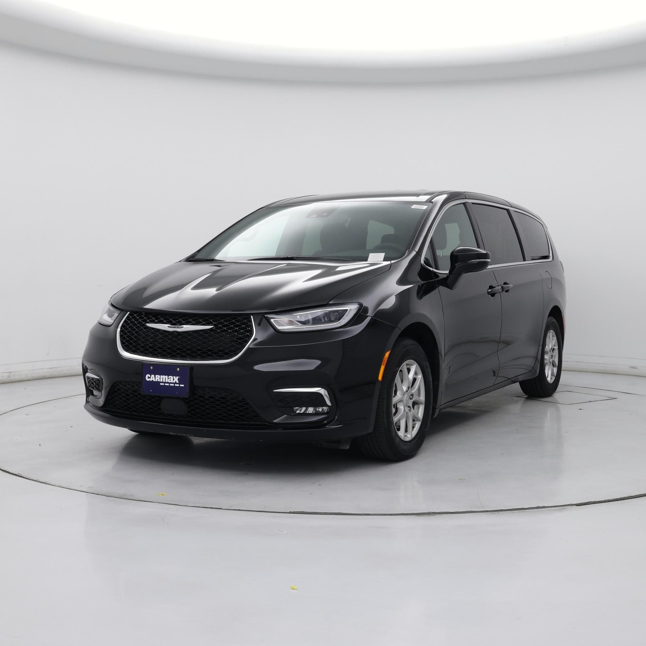 Thumbnail: 2025 Chrysler Pacifica - 4
