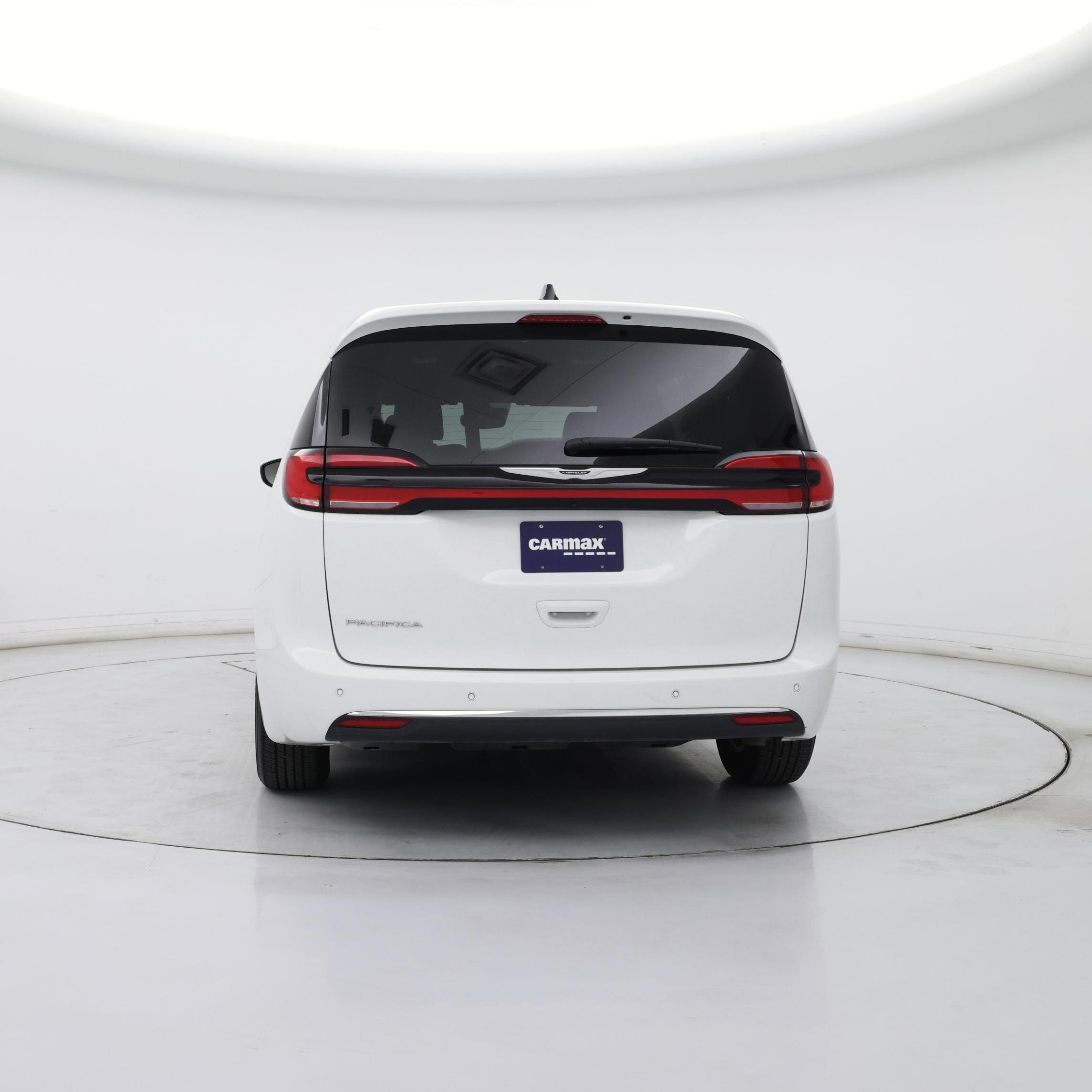 Thumbnail: 2025 Chrysler Pacifica - 6