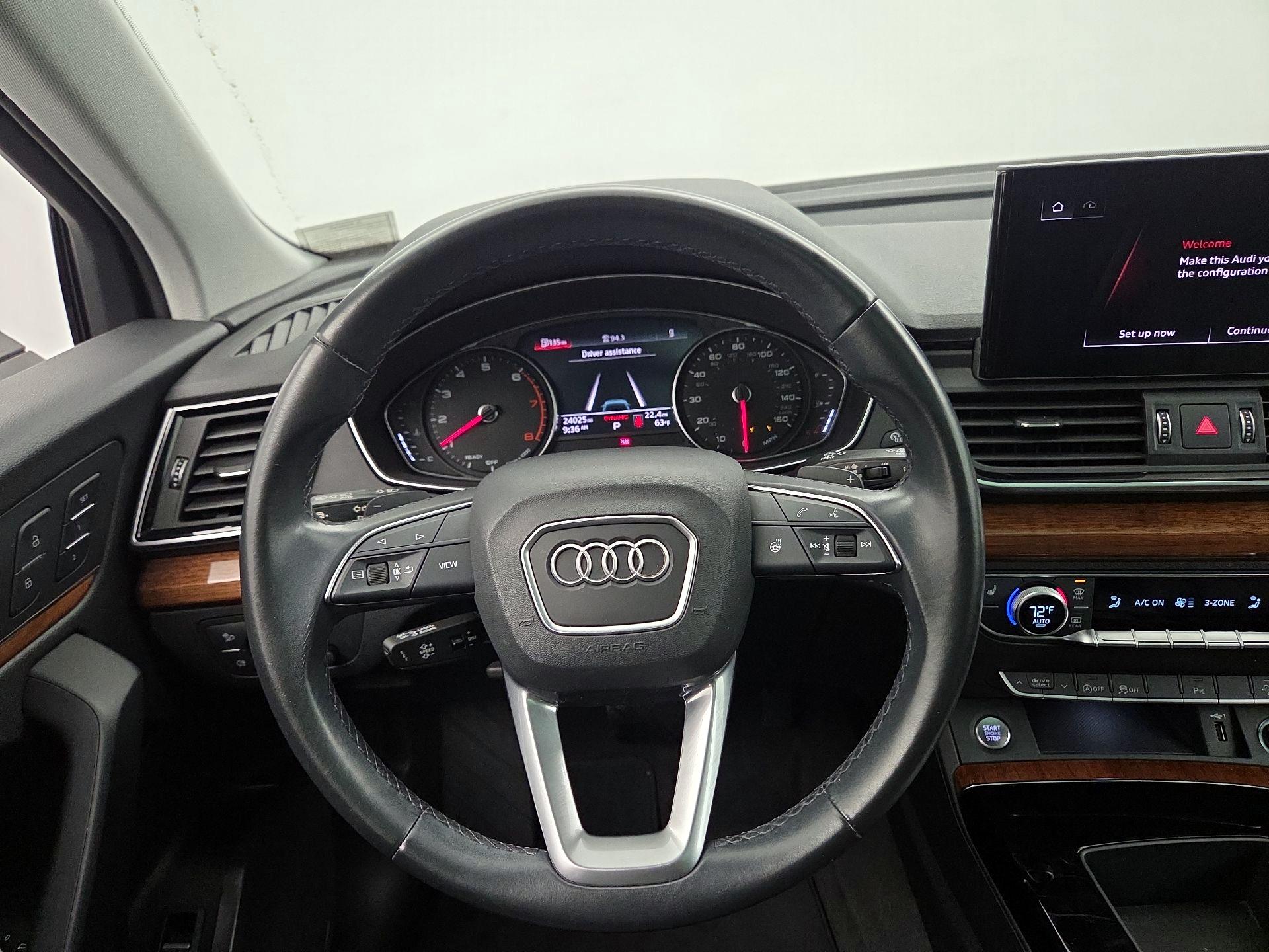 Thumbnail: 2023 Audi Q5 - 10