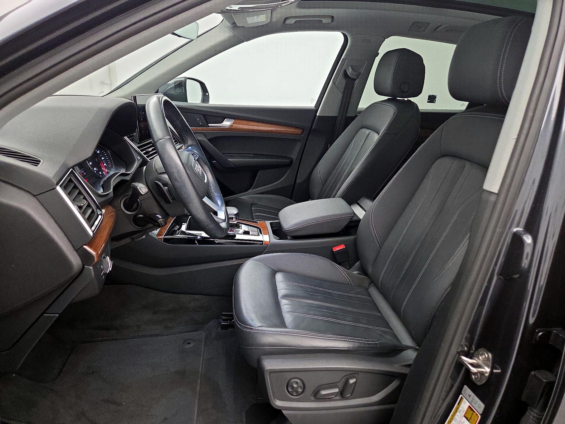 Thumbnail: 2023 Audi Q5 - 11