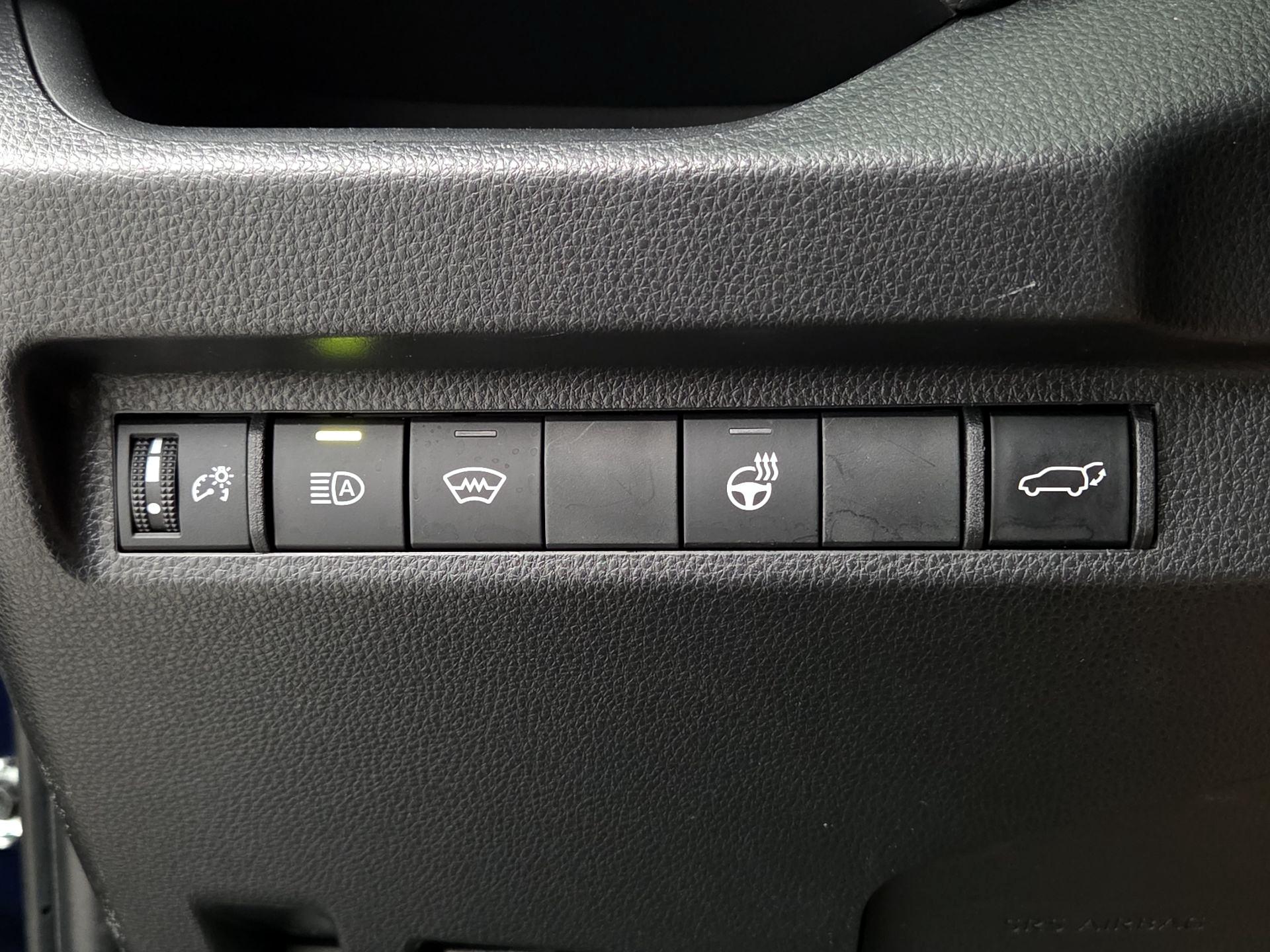 Thumbnail: 2024 Toyota RAV4 - 13
