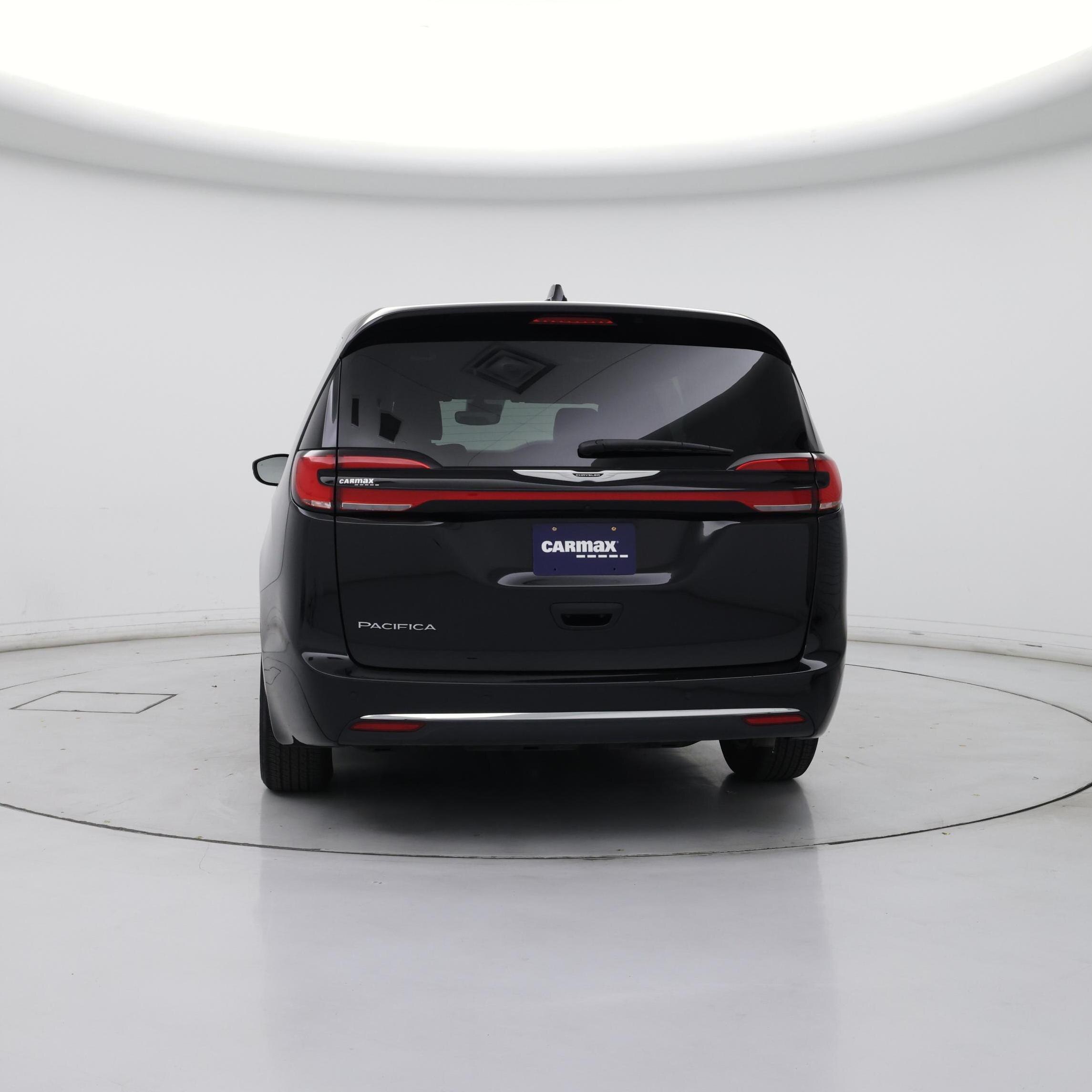 Thumbnail: 2025 Chrysler Pacifica - 6