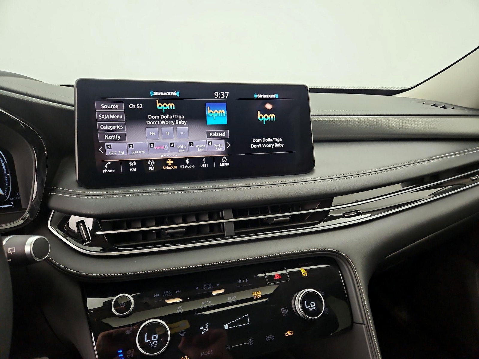 2023 INFINITI QX60 LUXE - Photo 17