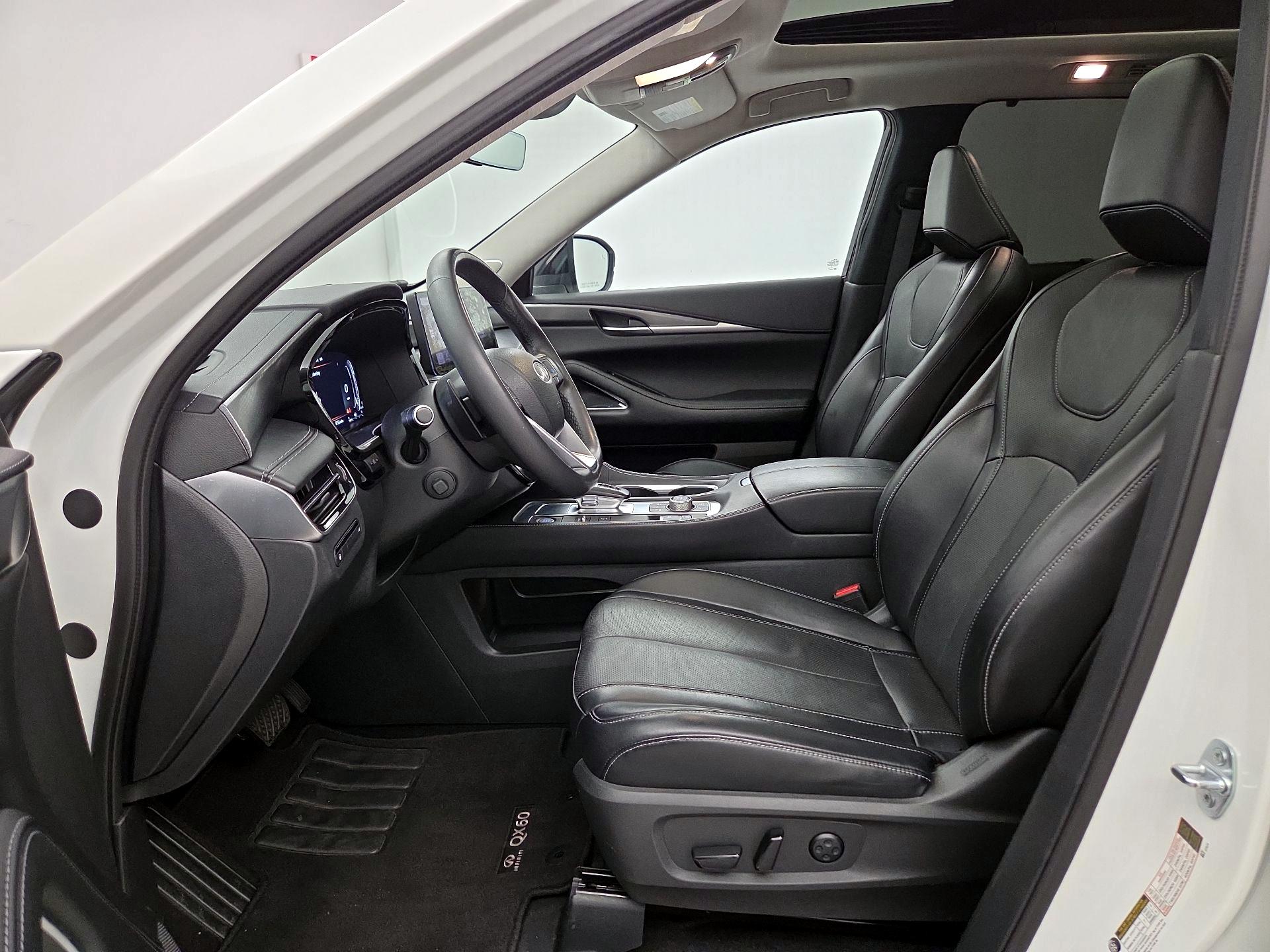 Thumbnail: 2023 INFINITI QX60 - 11